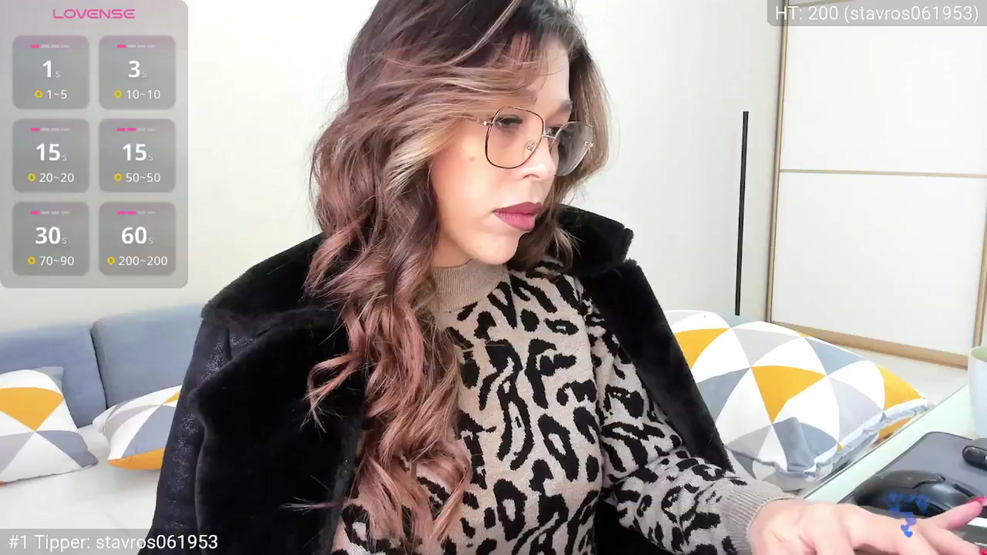 Gallery image thumbnail from Yoursoul_Mila's myfreecams stream on, 01/16/2026, 14:28 image 7 of 20
