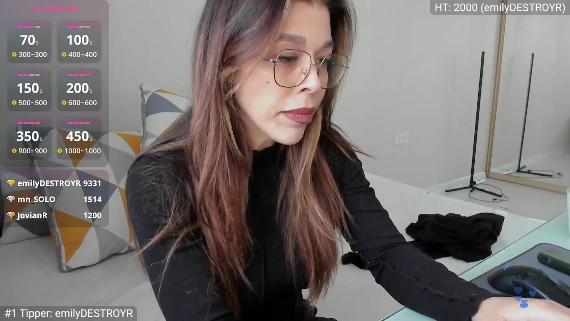 Gallery image thumbnail from Yoursoul_Mila's myfreecams stream on, 01/18/2026, 14:33 image 5 of 20