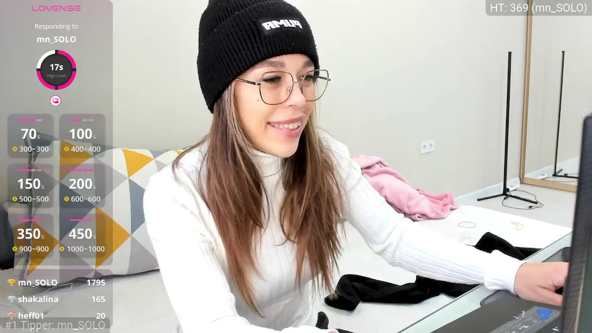 Gallery image thumbnail from Yoursoul_Mila's myfreecams stream on, 01/21/2026, 13:03 image 18 of 20