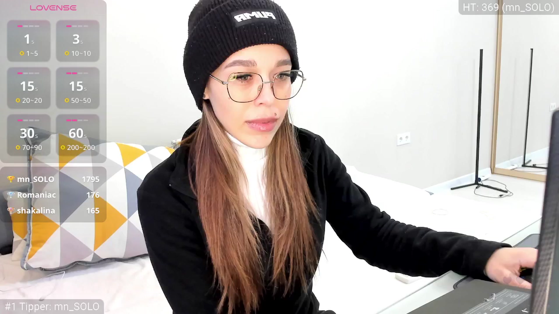 Gallery image thumbnail from Yoursoul_Mila's myfreecams stream on, 01/21/2026, 14:00 image 12 of 20