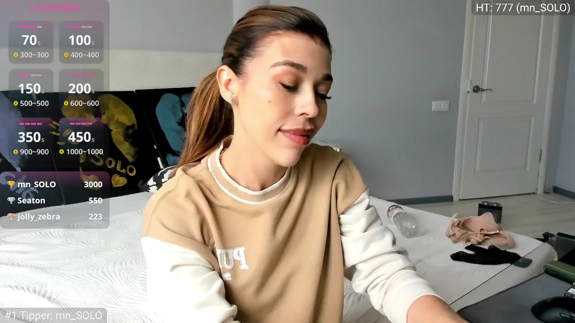 Gallery image thumbnail from Yoursoul_Mila's myfreecams stream on, 04/11/2026, 15:04 image 6 of 20