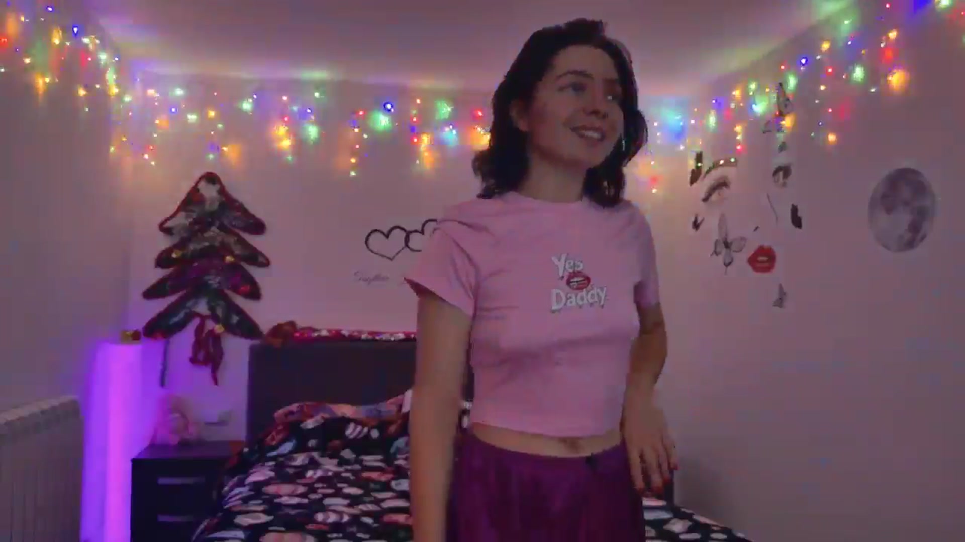 Gallery image thumbnail from YreneA's myfreecams stream on, 12/16/2024, 12:08 image 10 of 20
