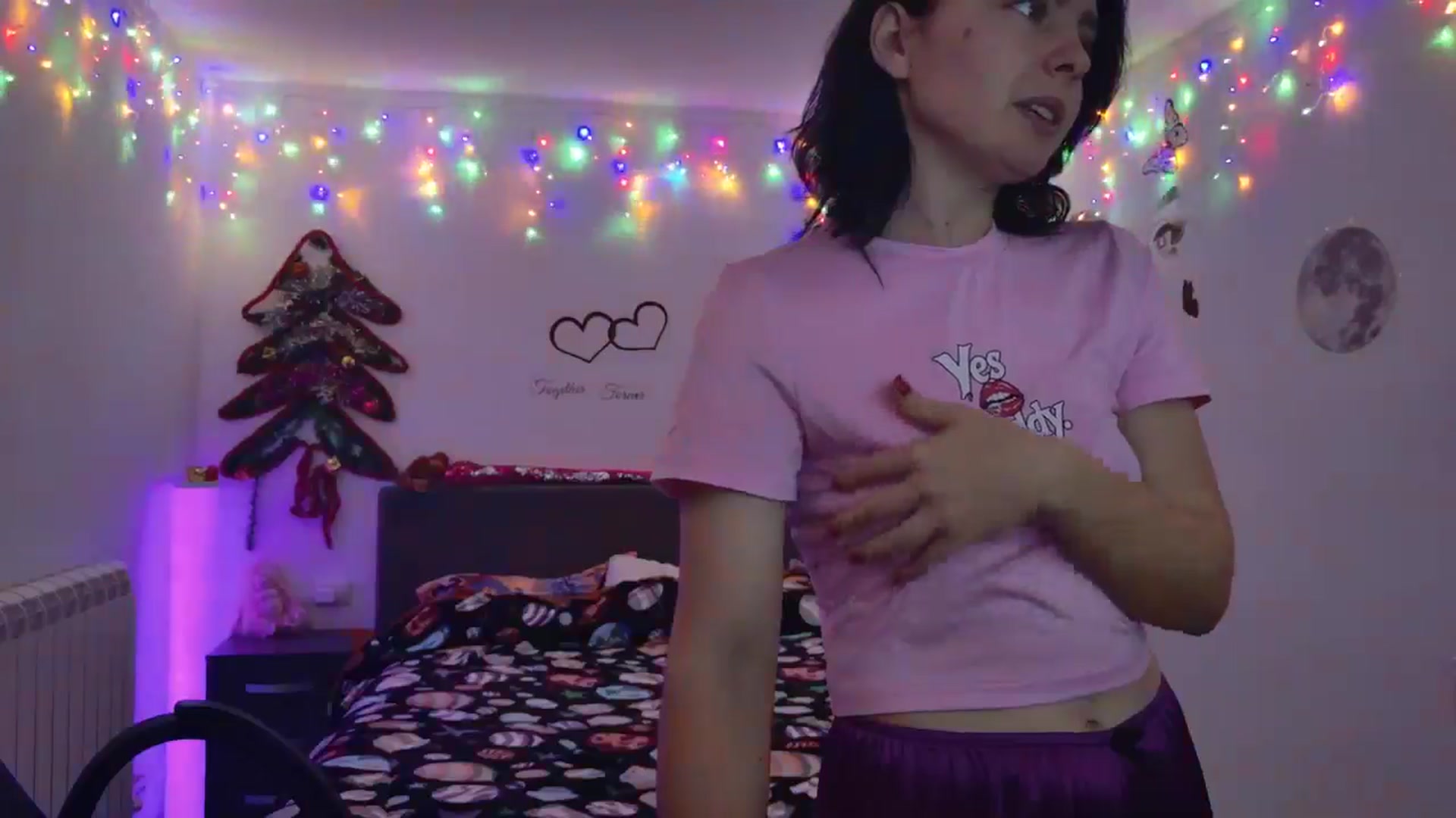 Gallery image thumbnail from YreneA's myfreecams stream on, 12/16/2024, 14:44 image 17 of 20