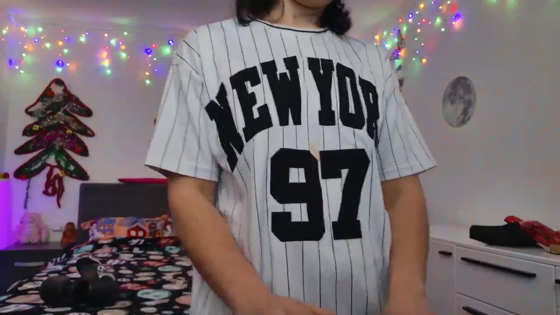 Gallery image thumbnail from YreneA's myfreecams stream on, 12/24/2024, 09:32 image 5 of 20