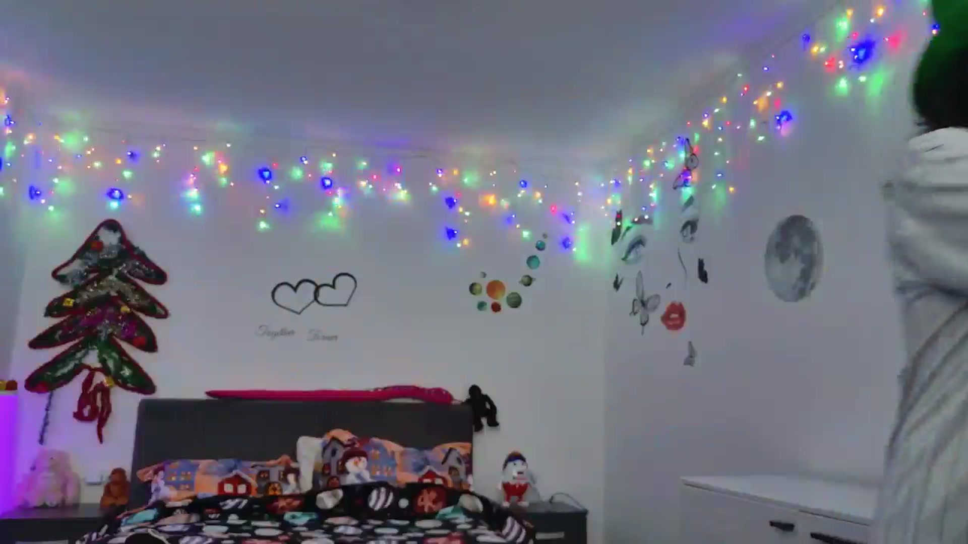 Gallery image thumbnail from YreneA's myfreecams stream on, 12/24/2024, 09:32 image 13 of 20