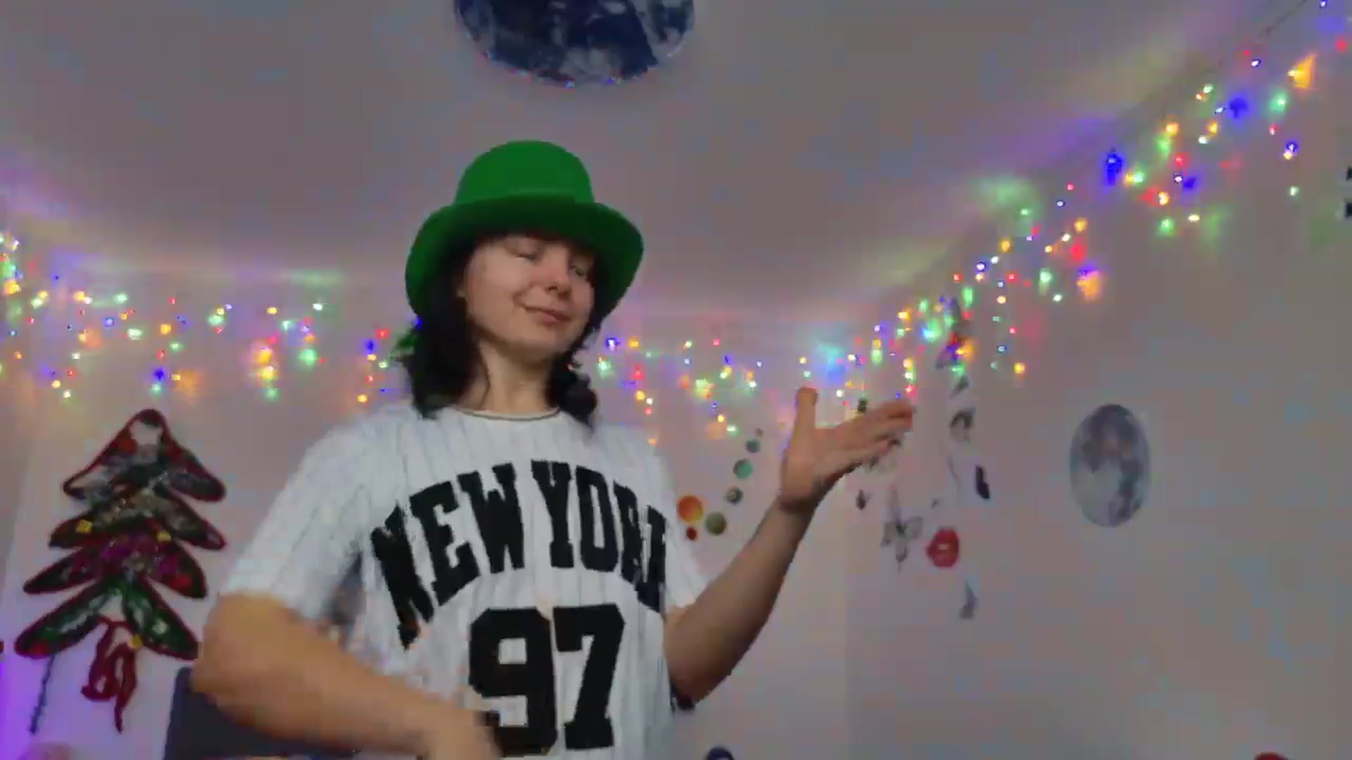 Gallery image thumbnail from YreneA's myfreecams stream on, 12/24/2024, 09:32 image 9 of 20