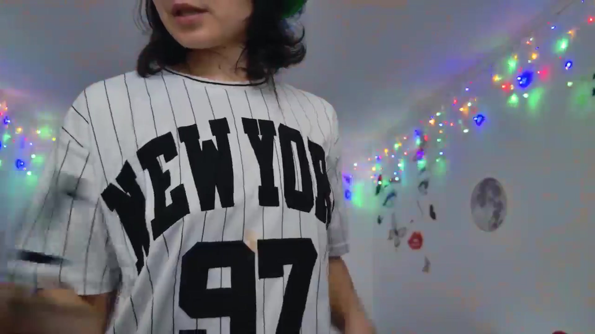 Gallery image thumbnail from YreneA's myfreecams stream on, 12/24/2024, 09:32 image 8 of 20