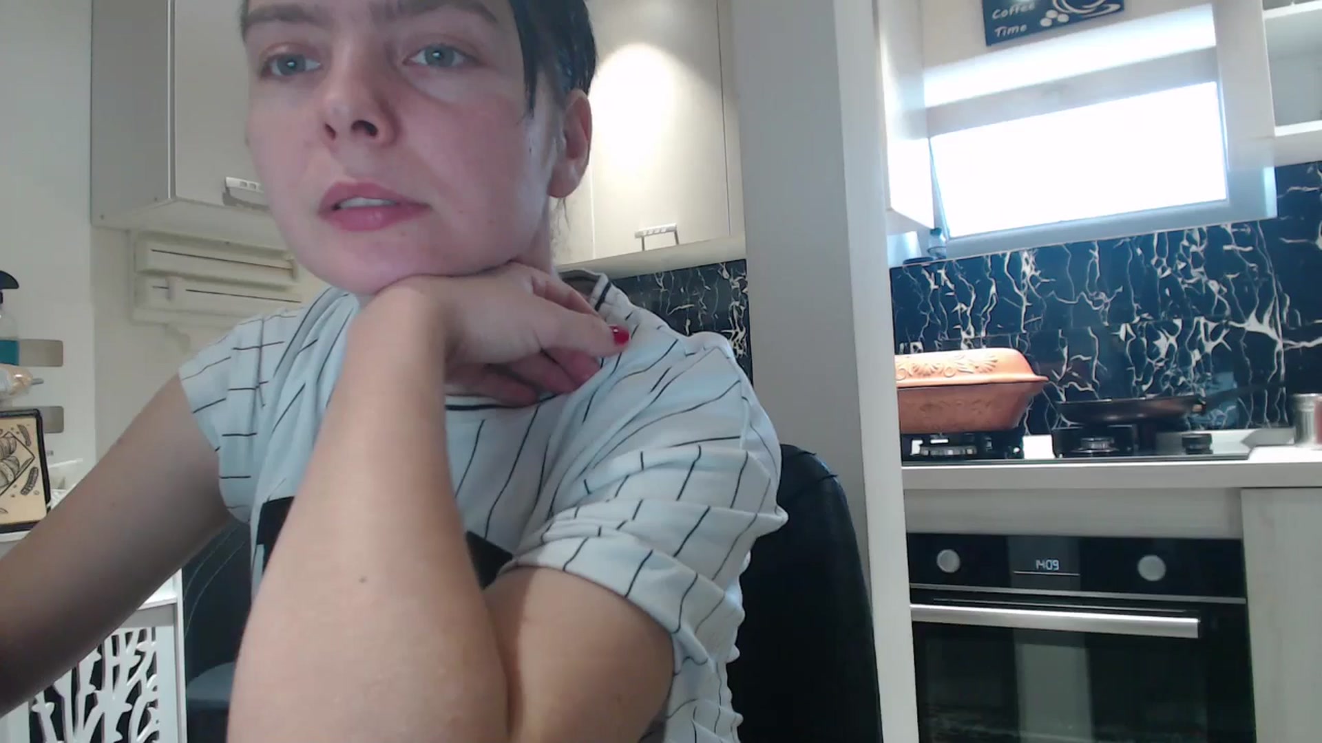 Gallery image thumbnail from YreneA's myfreecams stream on, 12/24/2024, 13:00 image 6 of 20
