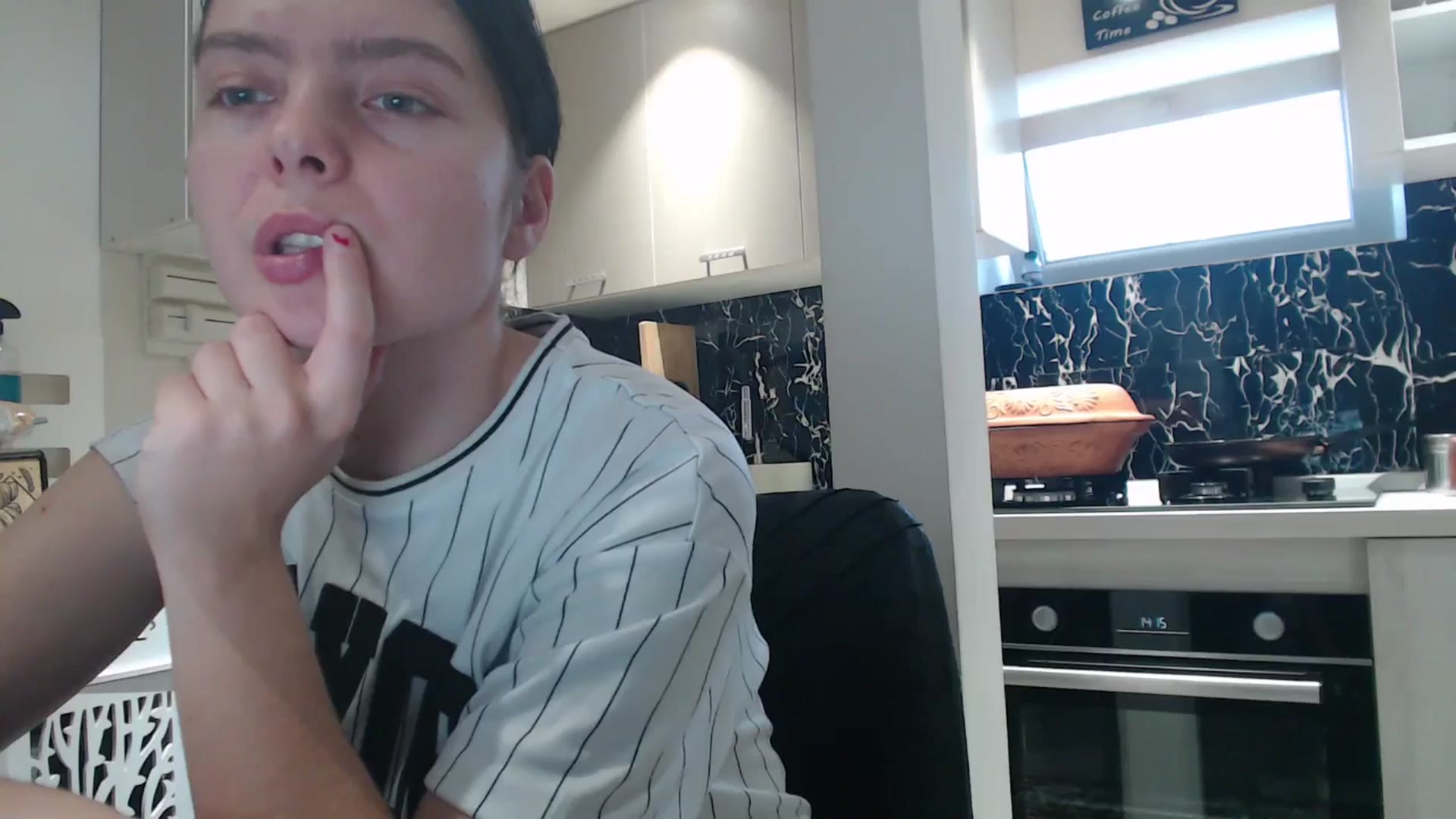 Gallery image thumbnail from YreneA's myfreecams stream on, 12/24/2024, 13:00 image 8 of 20