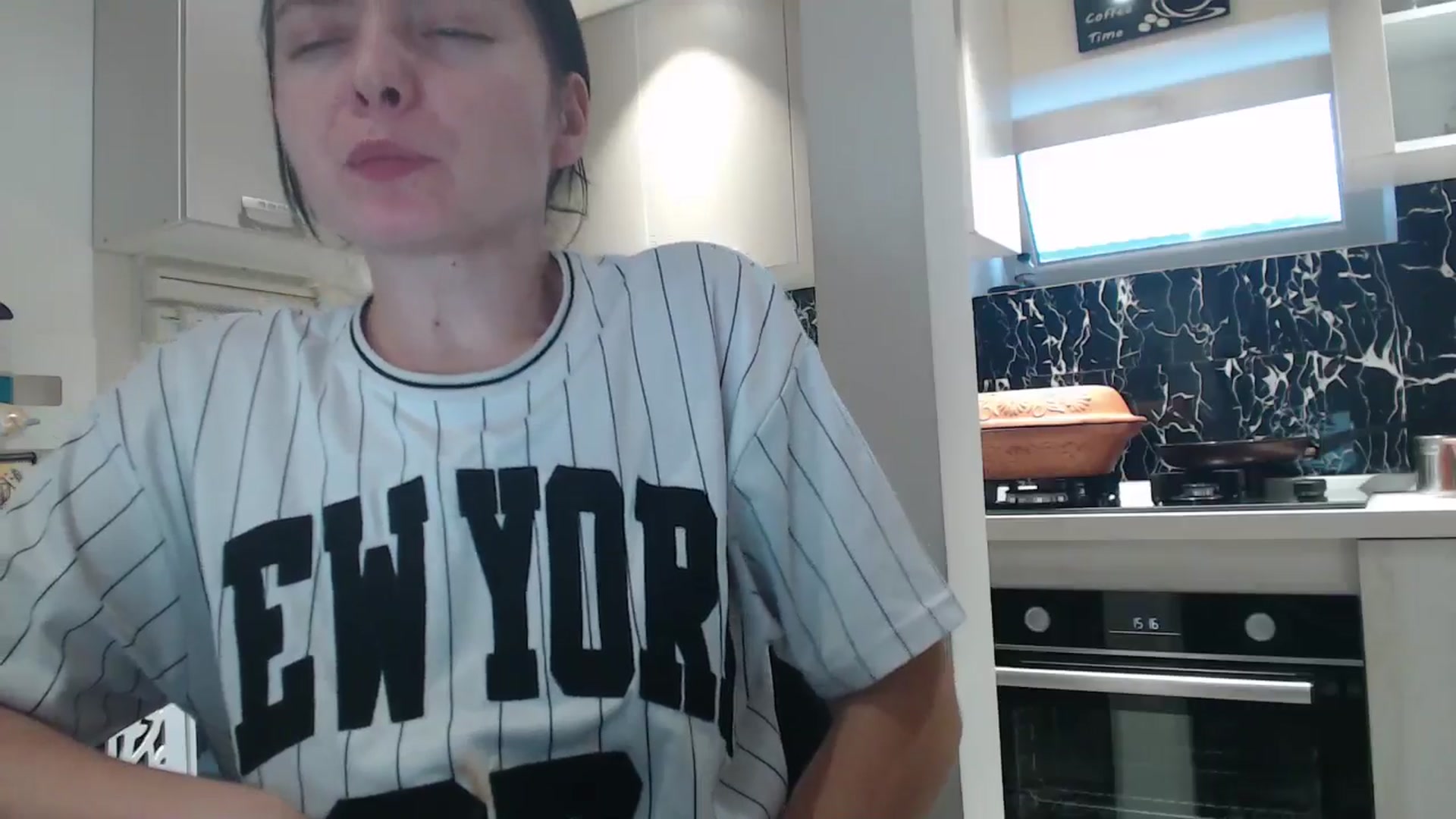 Gallery image thumbnail from YreneA's myfreecams stream on, 12/24/2024, 13:40 image 2 of 20