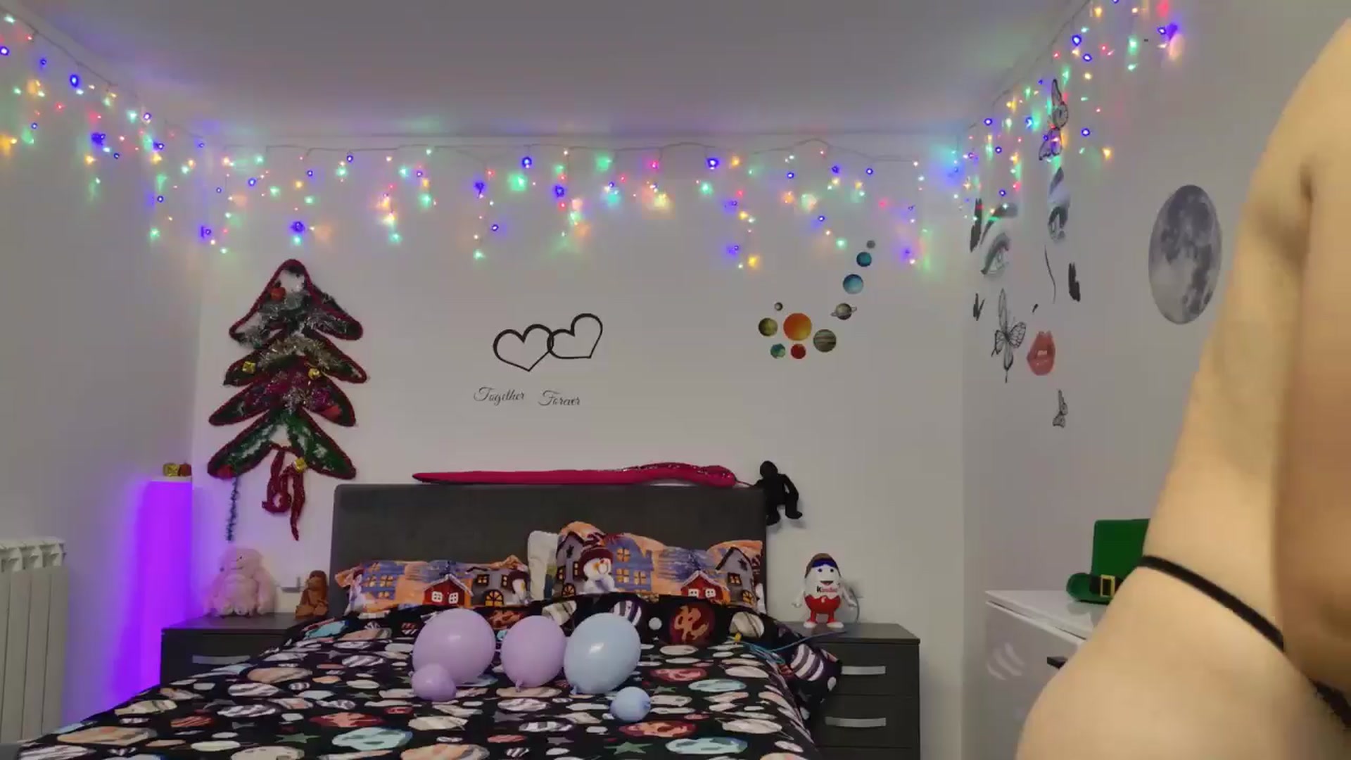 Gallery image thumbnail from YreneA's myfreecams stream on, 12/24/2024, 16:04 image 19 of 20
