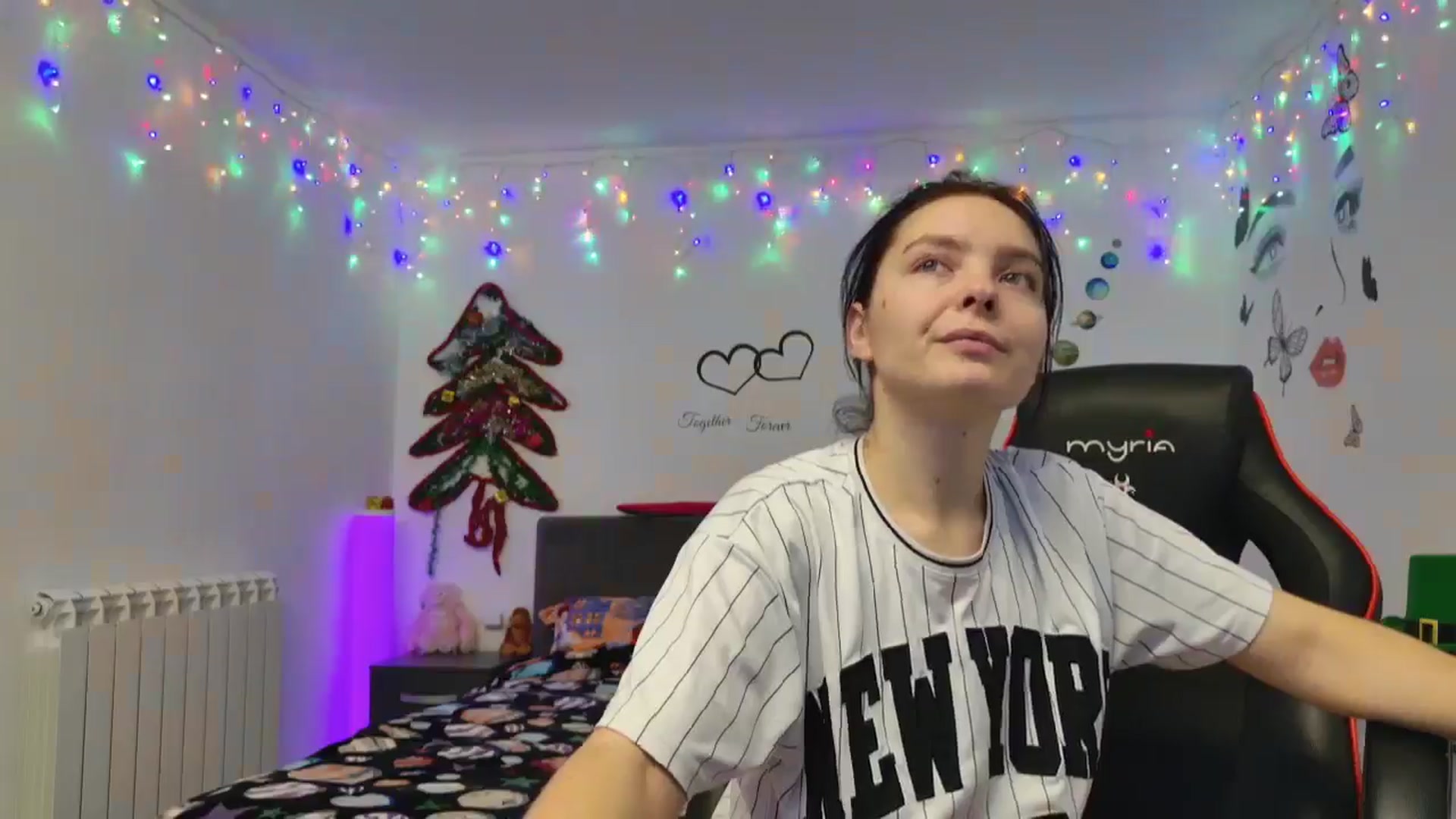 Gallery image thumbnail from YreneA's myfreecams stream on, 12/24/2024, 16:58 image 9 of 20