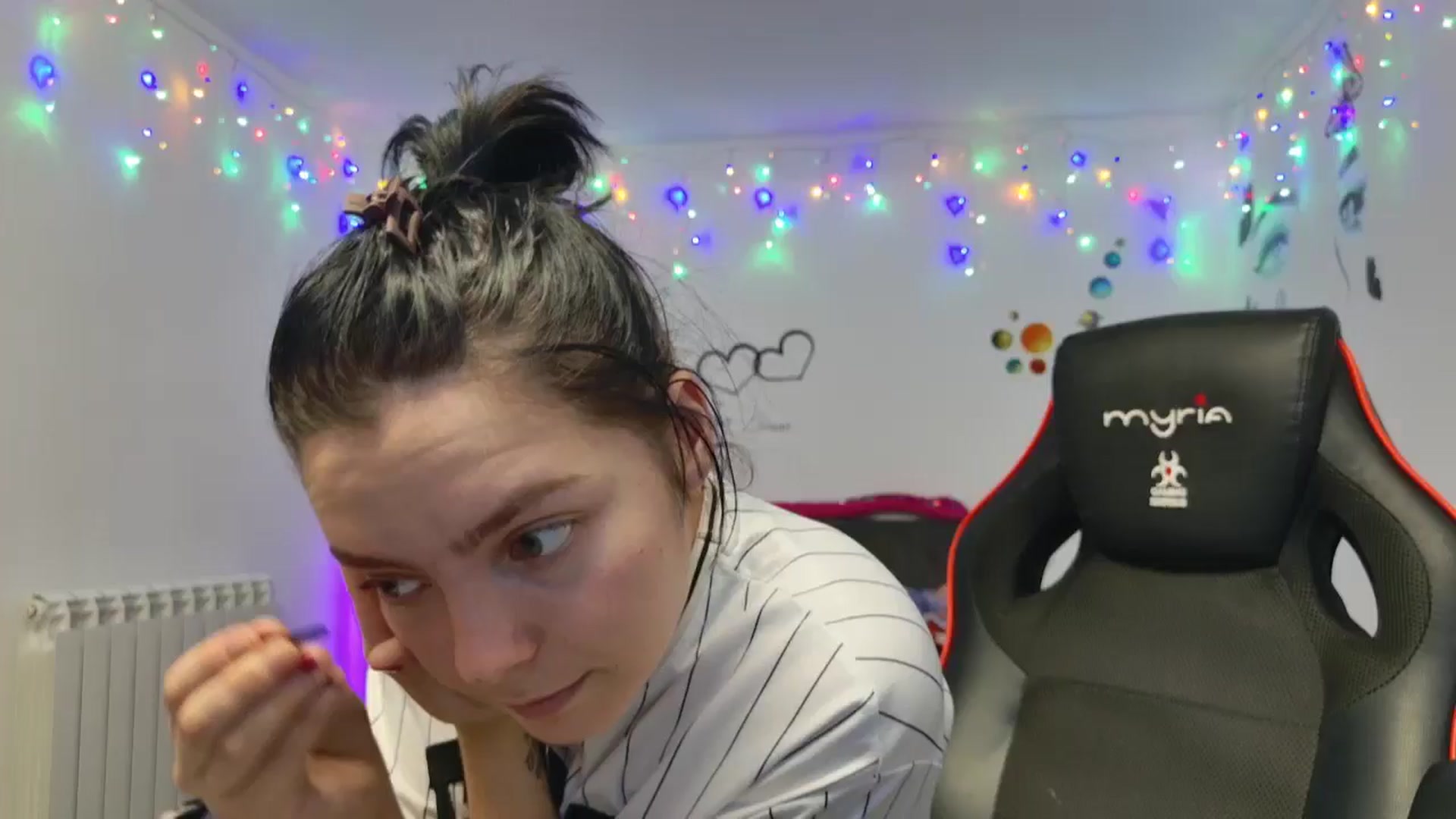 Gallery image thumbnail from YreneA's myfreecams stream on, 12/24/2024, 16:58 image 13 of 20