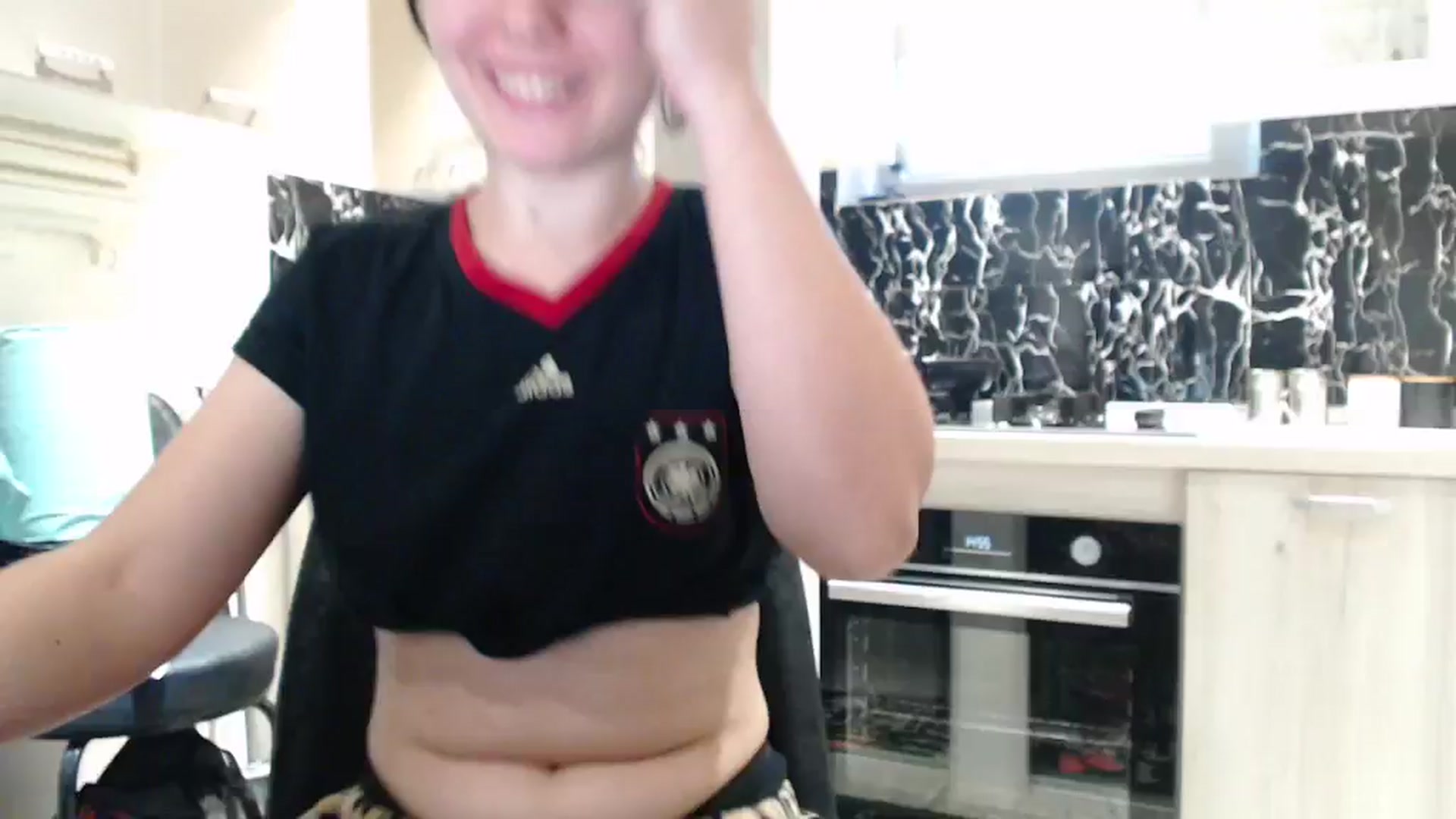Gallery image thumbnail from YreneA's myfreecams stream on, 12/25/2024, 13:10 image 9 of 20