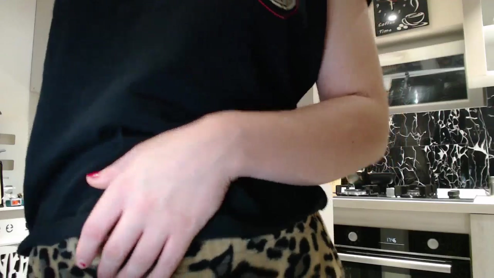 Gallery image thumbnail from YreneA's myfreecams stream on, 12/25/2024, 15:58 image 18 of 20