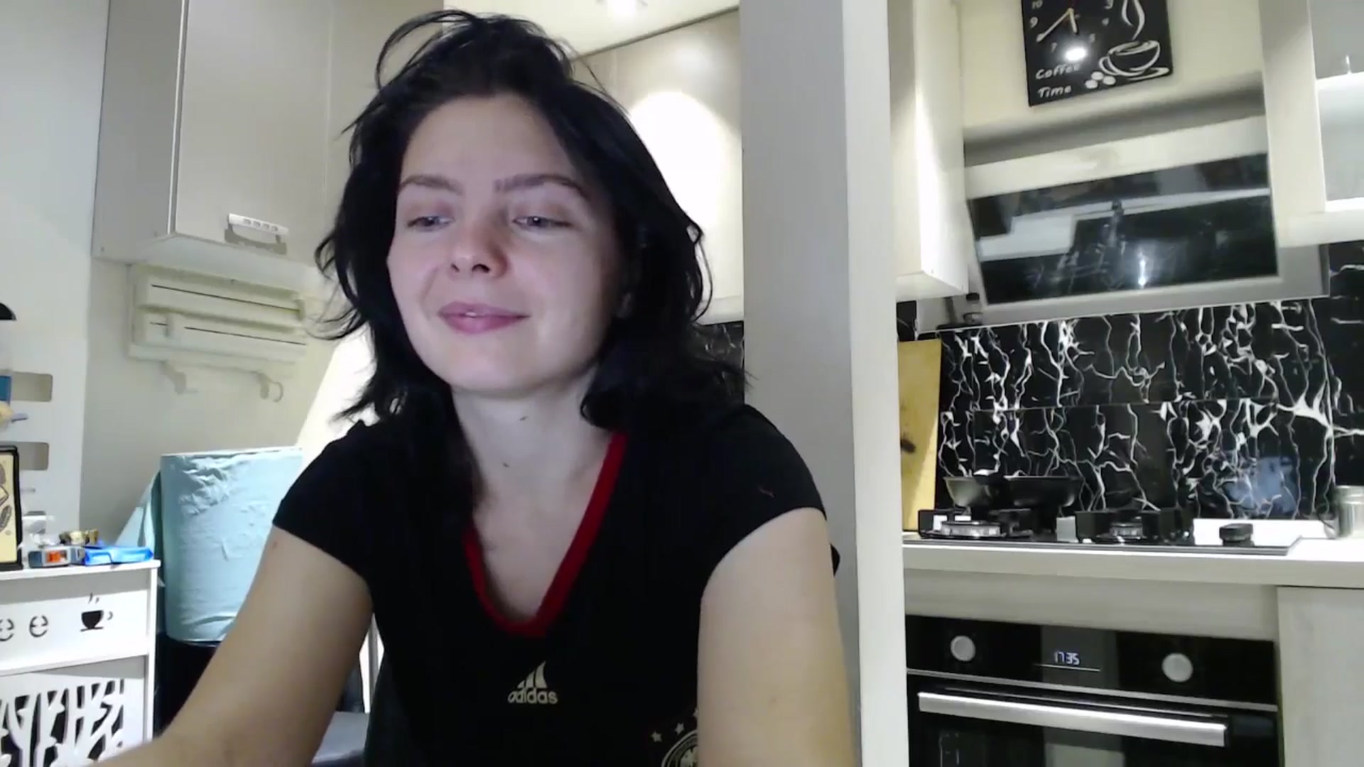 Gallery image thumbnail from YreneA's myfreecams stream on, 12/25/2024, 15:58 image 9 of 20