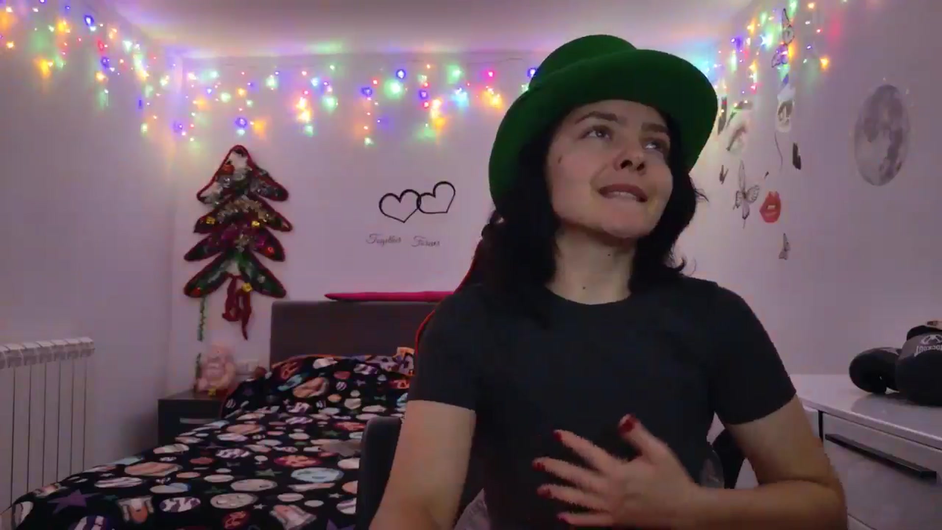Gallery image thumbnail from YreneA's myfreecams stream on, 12/28/2024, 15:49 image 7 of 20