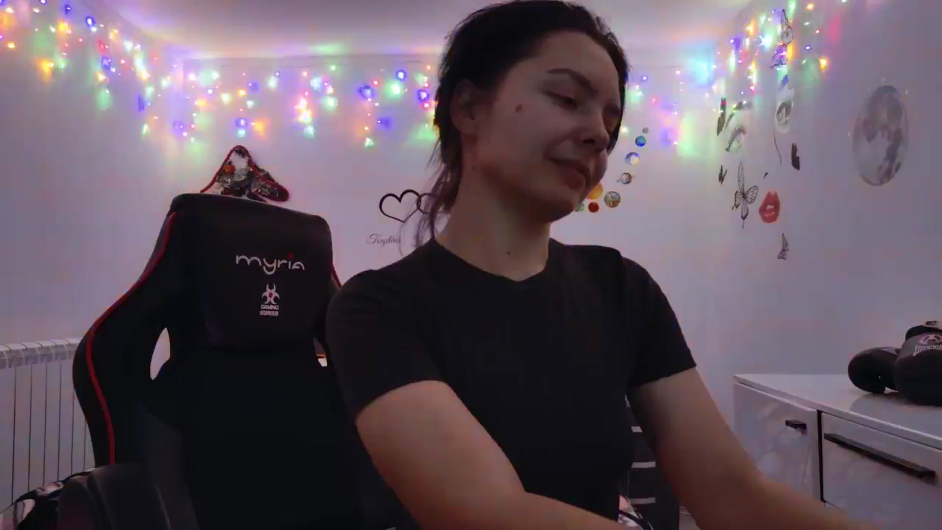 Gallery image thumbnail from YreneA's myfreecams stream on, 12/28/2024, 15:49 image 16 of 20