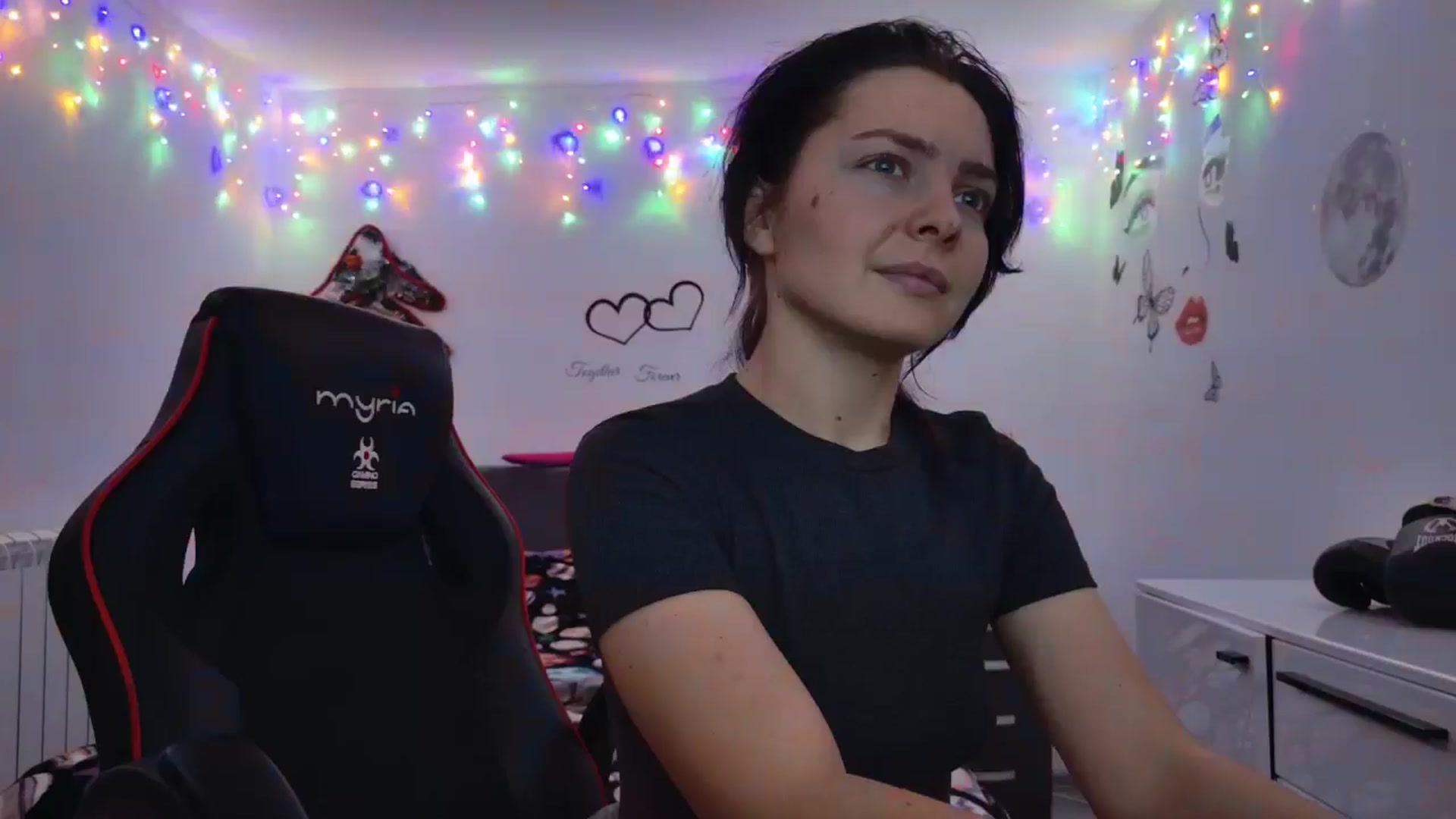 Gallery image thumbnail from YreneA's myfreecams stream on, 12/28/2024, 15:49 image 19 of 20