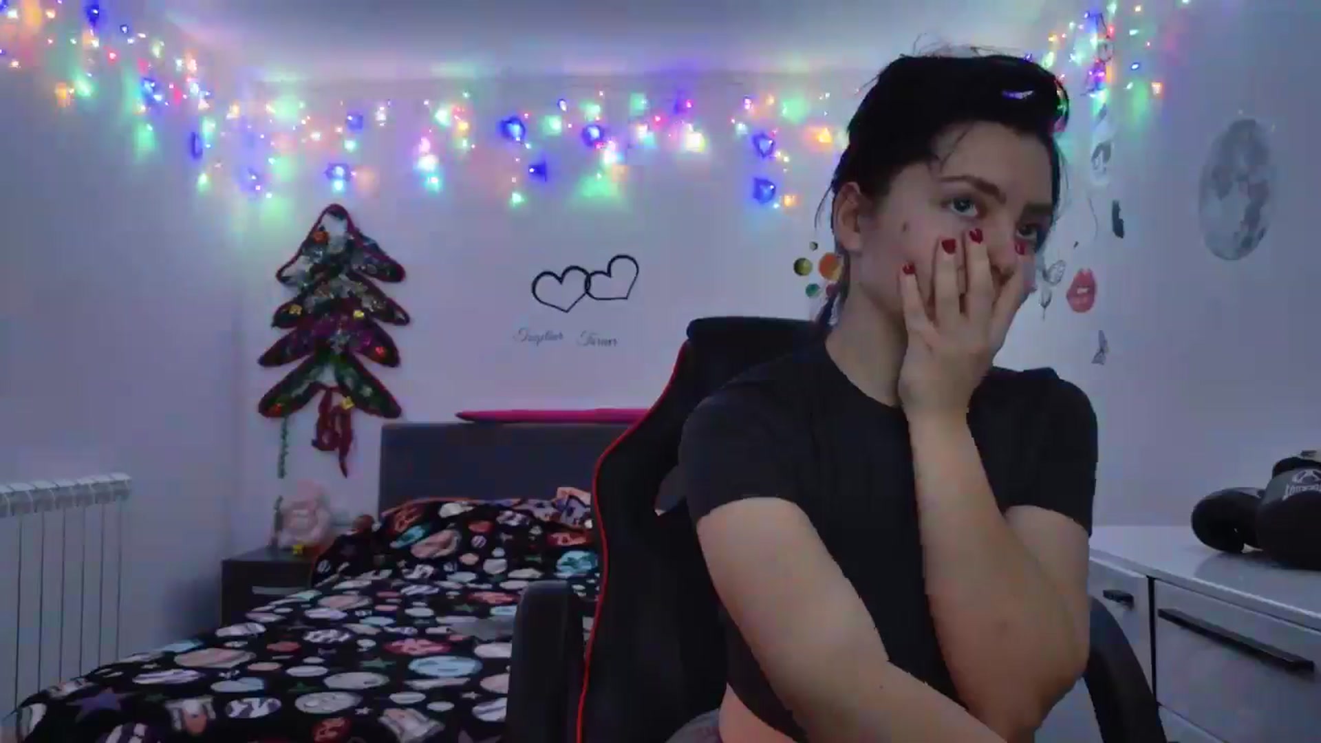 Gallery image thumbnail from YreneA's myfreecams stream on, 12/28/2024, 15:49 image 10 of 20