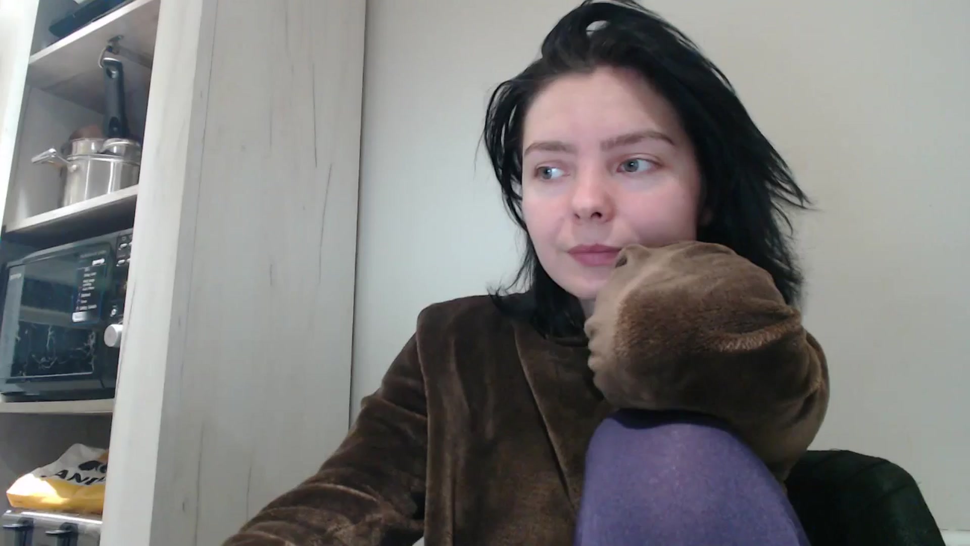 Gallery image thumbnail from YreneA's myfreecams stream on, 12/30/2024, 16:25 image 9 of 20