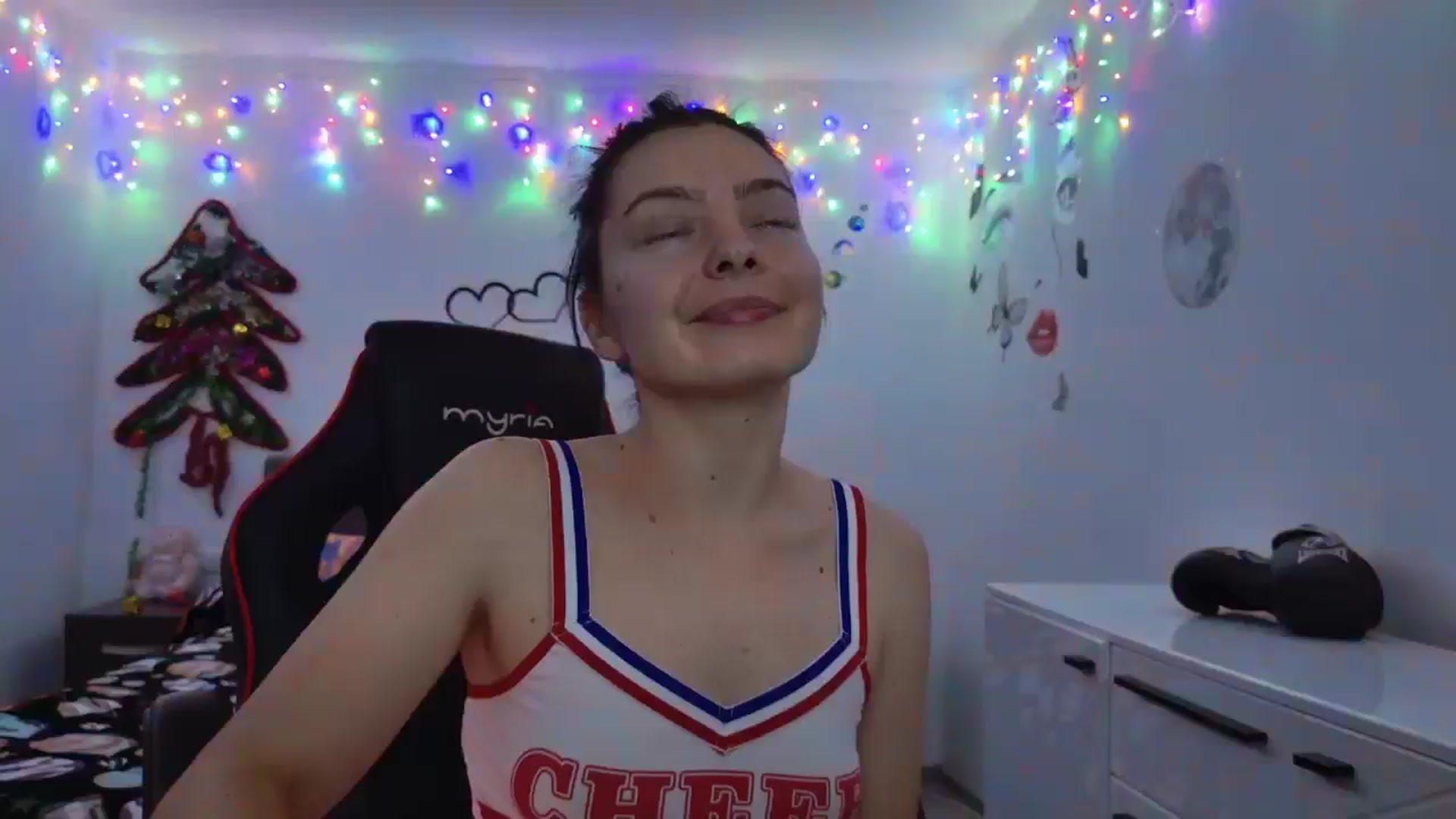 Gallery image thumbnail from YreneA's myfreecams stream on, 01/01/2025, 17:02 image 16 of 20