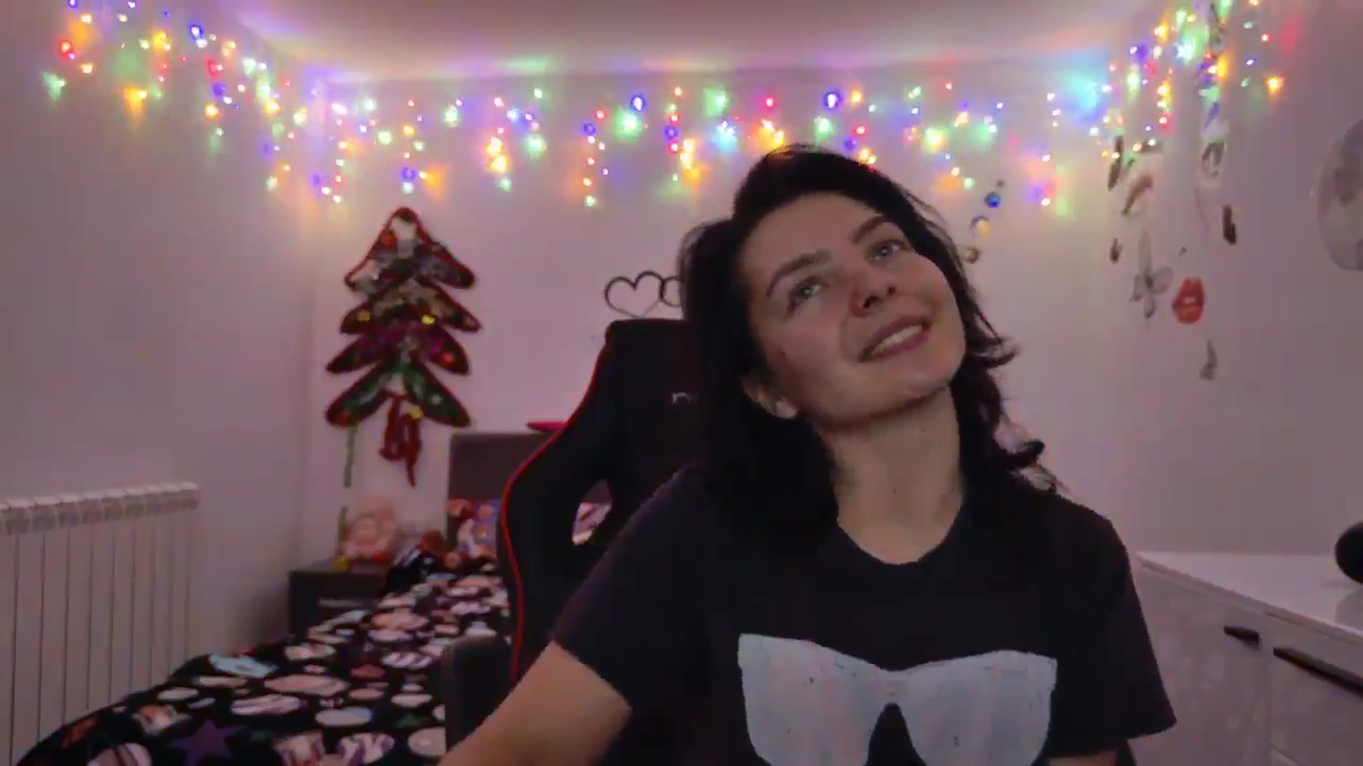 Gallery image thumbnail from YreneA's myfreecams stream on, 01/01/2025, 17:02 image 8 of 20