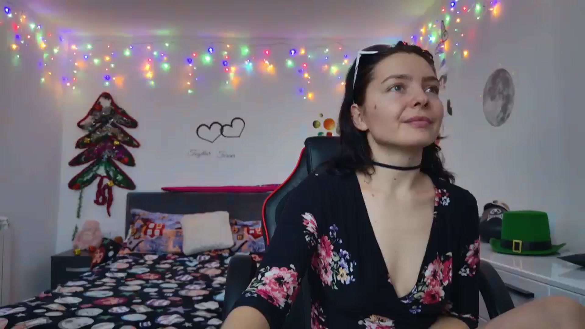 Gallery image thumbnail from YreneA's myfreecams stream on, 01/06/2025, 12:42 image 12 of 20
