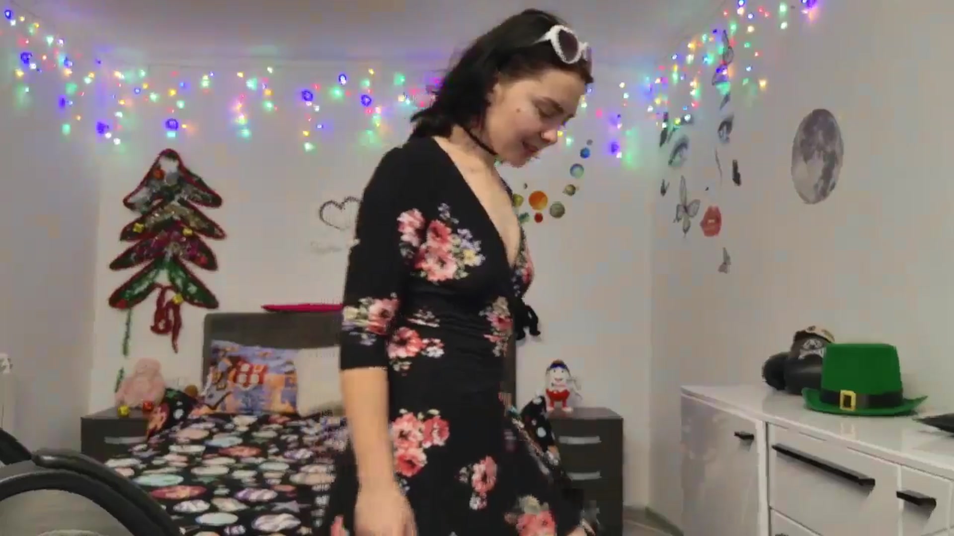 Gallery image thumbnail from YreneA's myfreecams stream on, 01/06/2025, 12:42 image 2 of 20