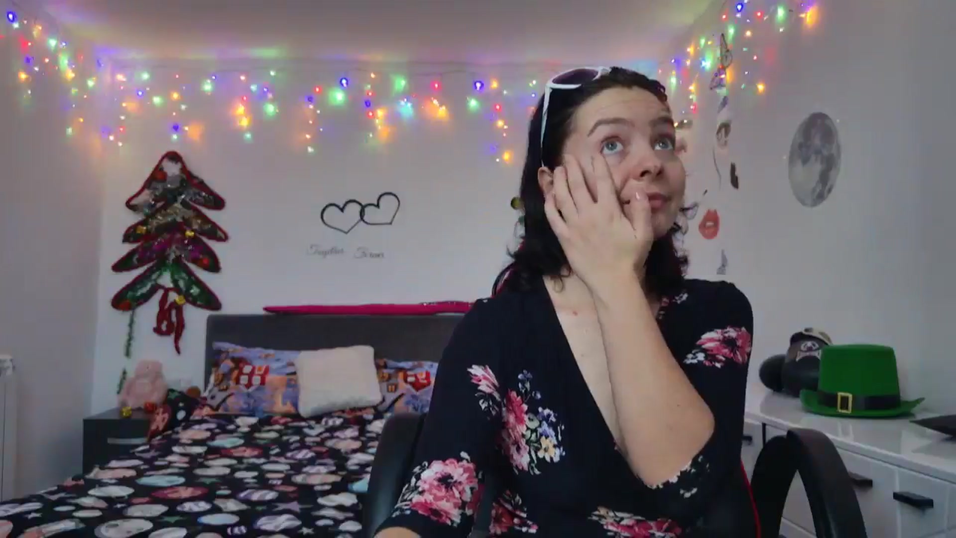 Gallery image thumbnail from YreneA's myfreecams stream on, 01/06/2025, 12:42 image 11 of 20