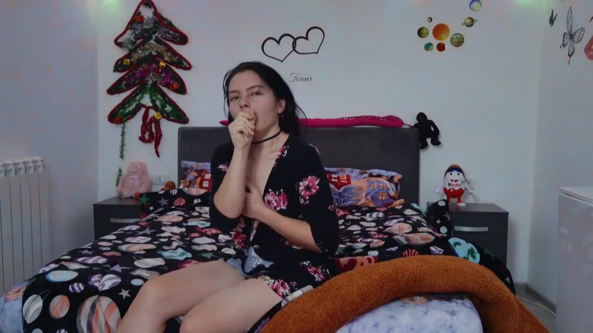 Gallery image thumbnail from YreneA's myfreecams stream on, 01/06/2025, 12:42 image 15 of 20