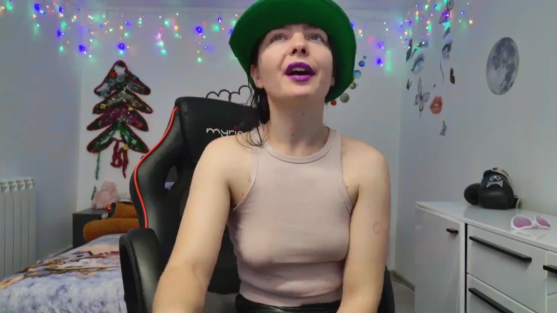 Gallery image thumbnail from YreneA's myfreecams stream on, 01/07/2025, 09:31 image 3 of 20