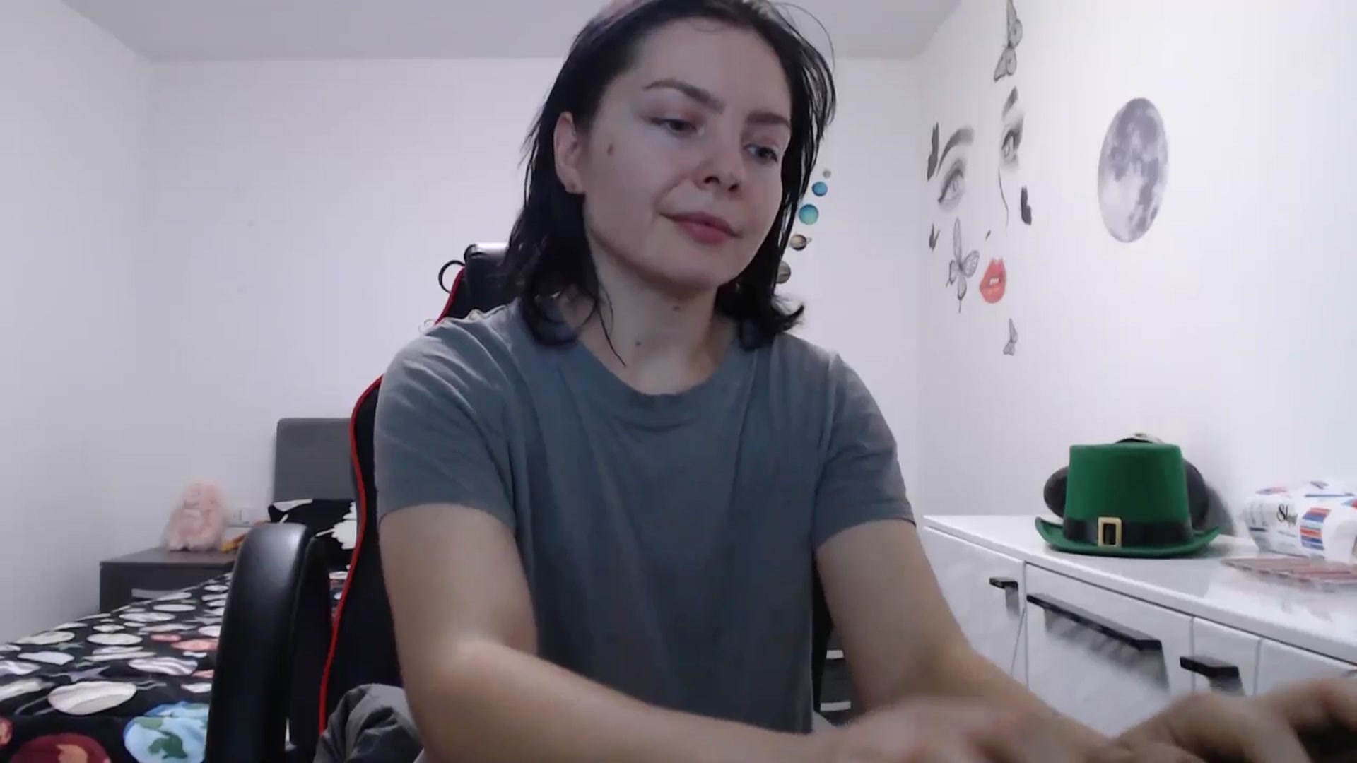 Gallery image thumbnail from YreneA's myfreecams stream on, 01/17/2025, 15:37 image 16 of 20