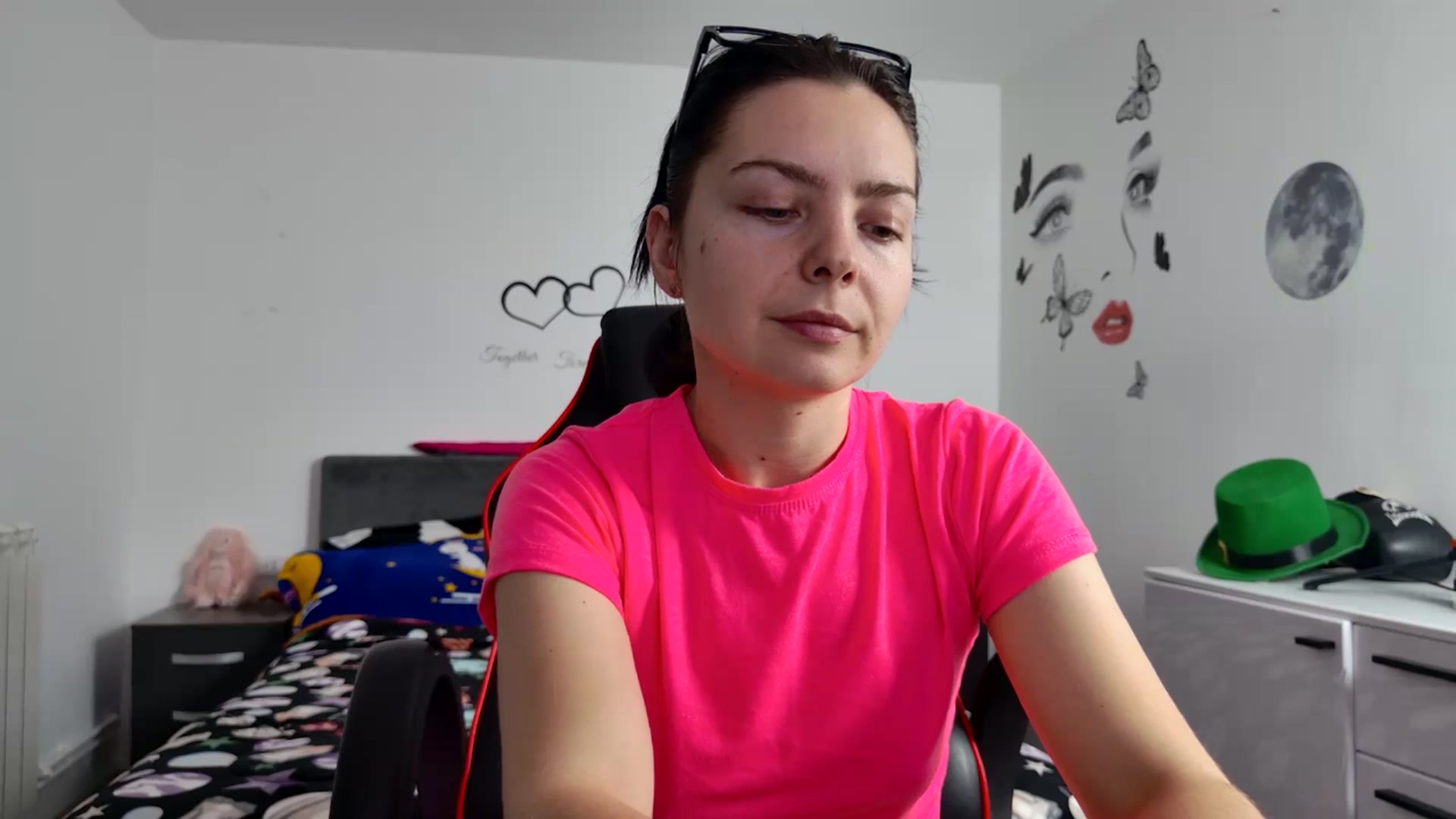 Gallery image thumbnail from YreneA's myfreecams stream on, 01/24/2025, 12:33 image 7 of 20