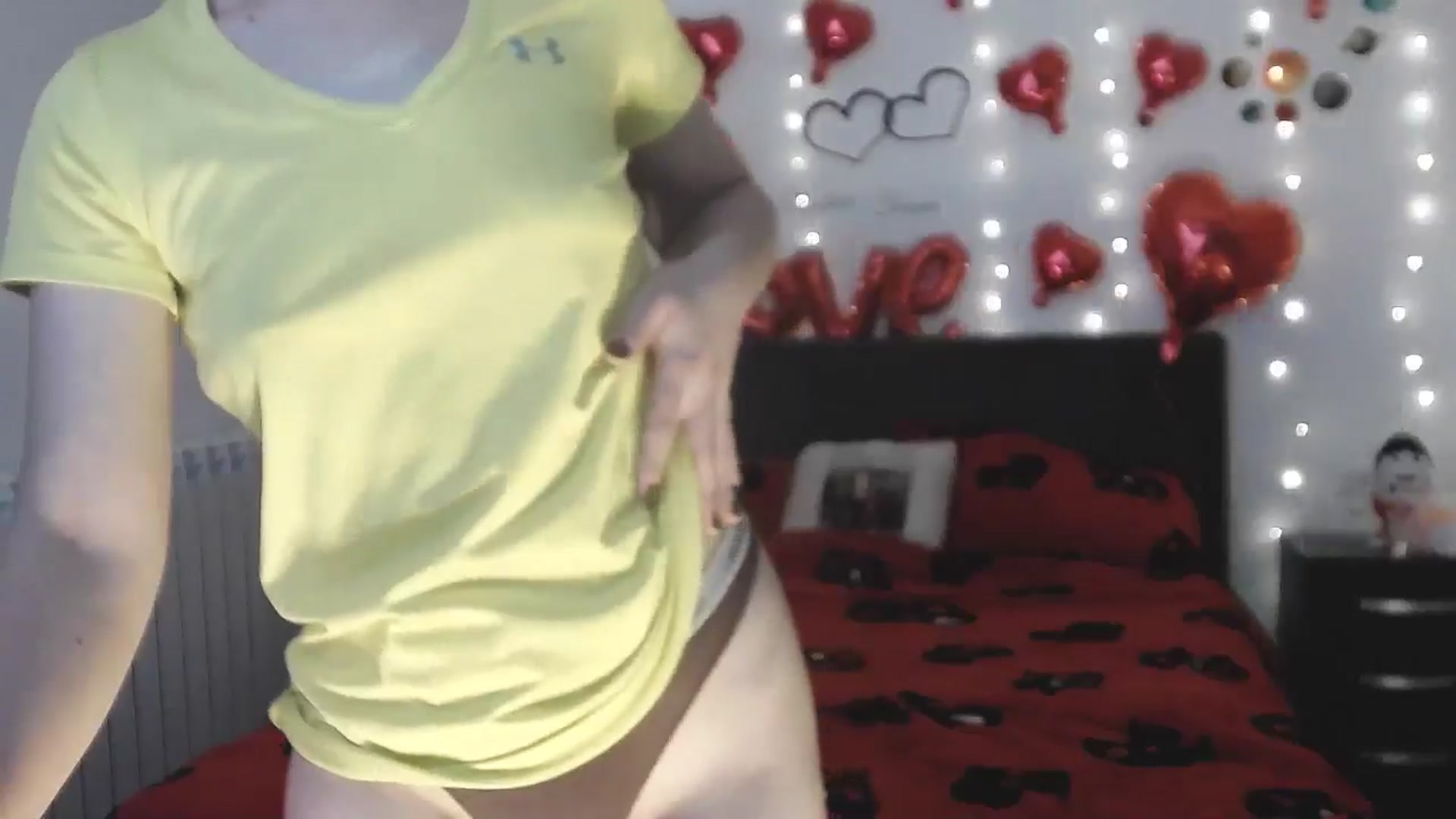 Gallery image thumbnail from YreneA's myfreecams stream on, 02/18/2025, 12:54 image 10 of 20
