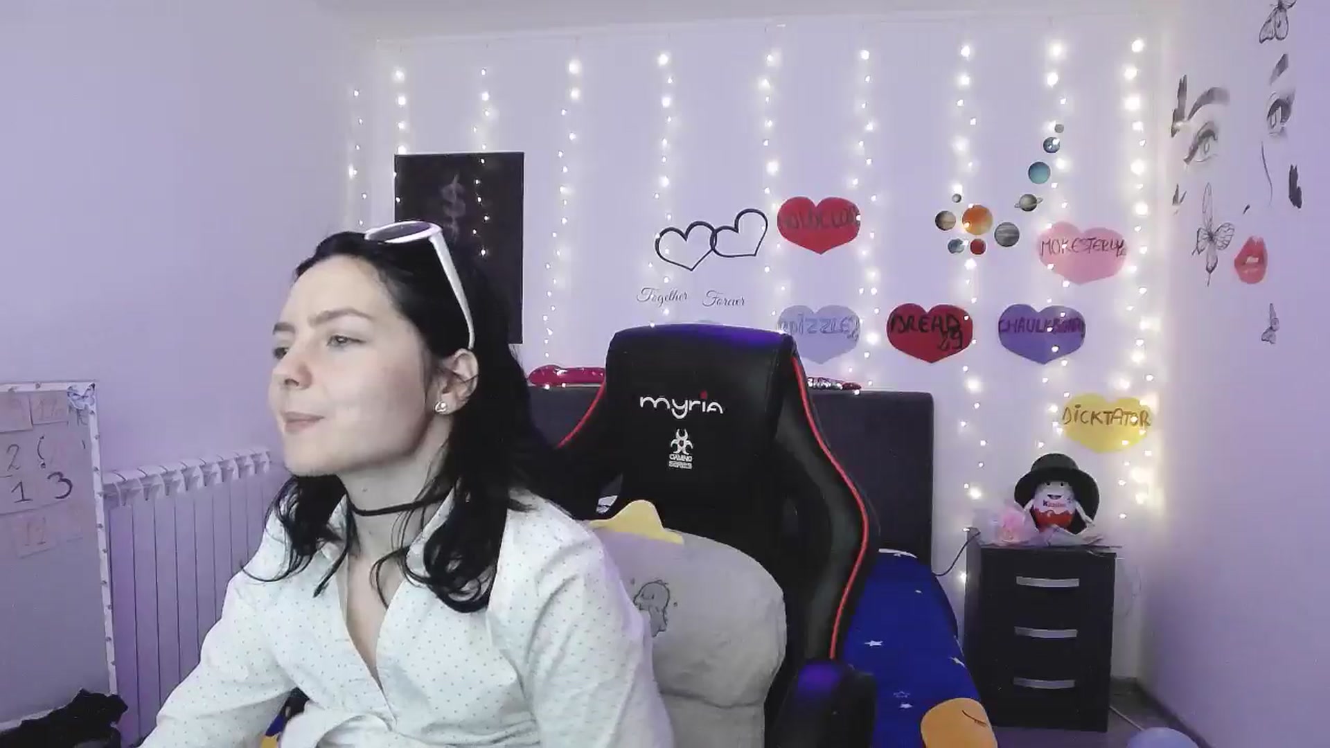 Gallery image thumbnail from YreneA's myfreecams stream on, 03/25/2025, 09:09 image 17 of 20