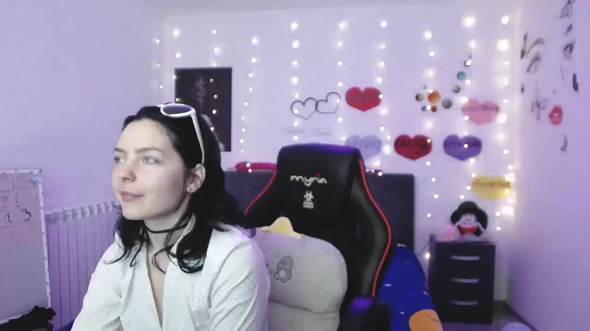 Gallery image thumbnail from YreneA's myfreecams stream on, 03/25/2025, 09:09 image 11 of 20