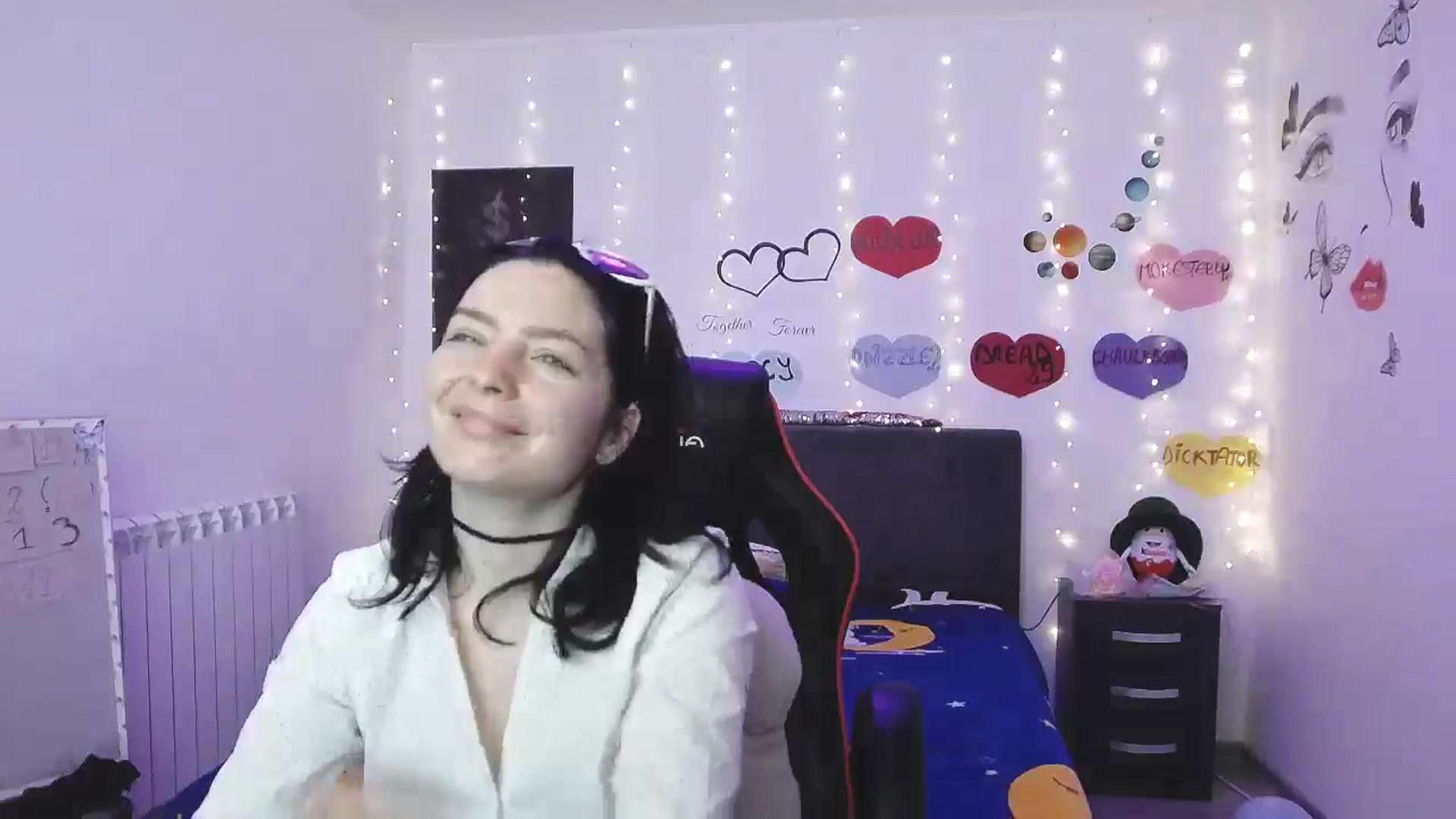 Gallery image thumbnail from YreneA's myfreecams stream on, 03/25/2025, 09:09 image 8 of 20