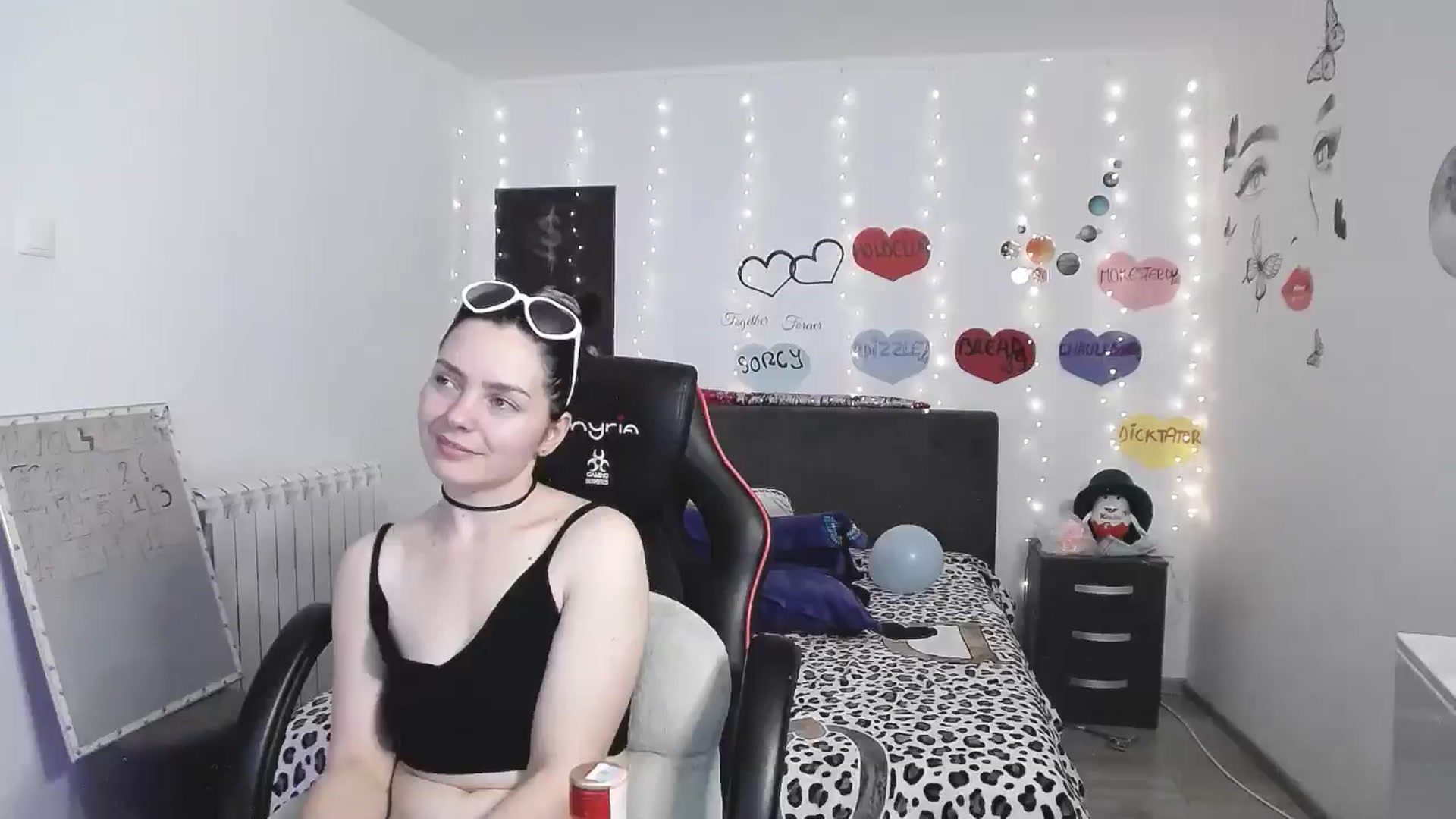 Gallery image thumbnail from YreneA's myfreecams stream on, 03/26/2025, 20:29 image 3 of 20