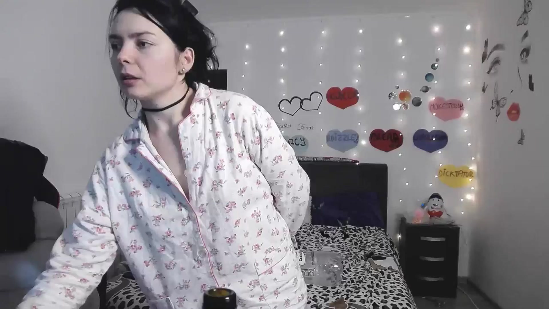 Gallery image thumbnail from YreneA's myfreecams stream on, 03/27/2025, 19:46 image 18 of 20