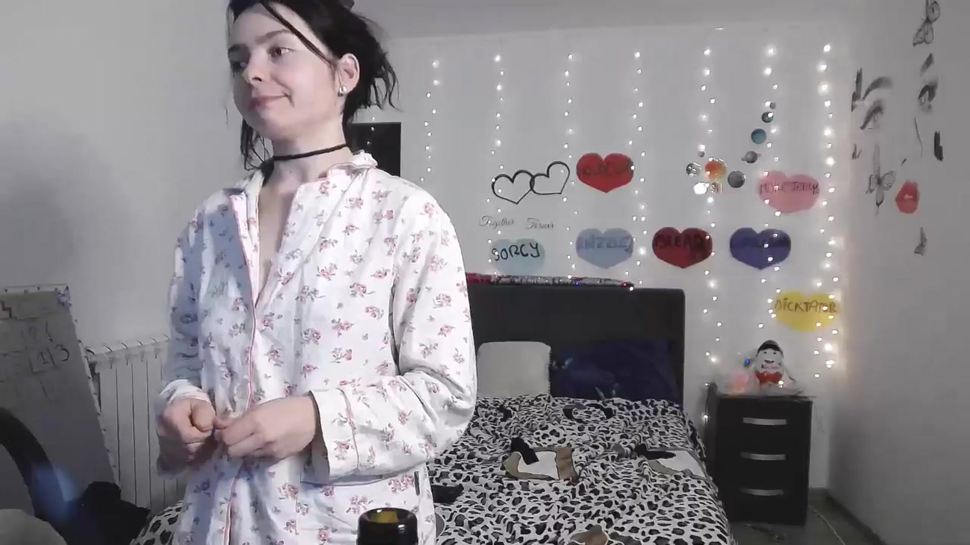 Gallery image thumbnail from YreneA's myfreecams stream on, 03/27/2025, 19:46 image 11 of 20