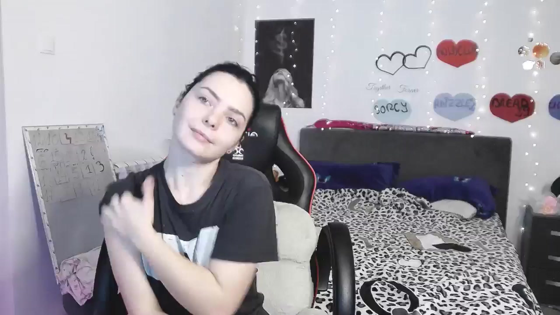 Gallery image thumbnail from YreneA's myfreecams stream on, 03/29/2025, 20:29 image 6 of 20