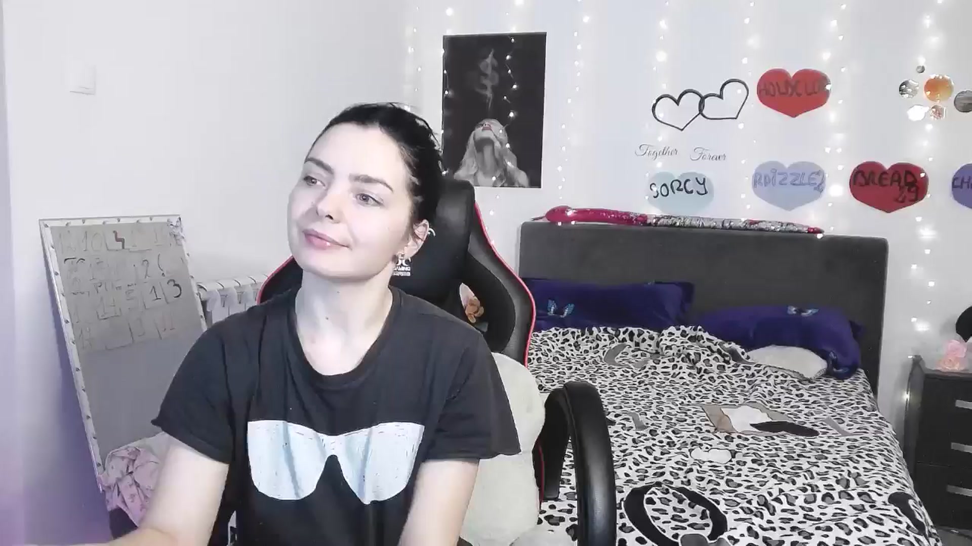 Gallery image thumbnail from YreneA's myfreecams stream on, 03/29/2025, 20:29 image 17 of 20