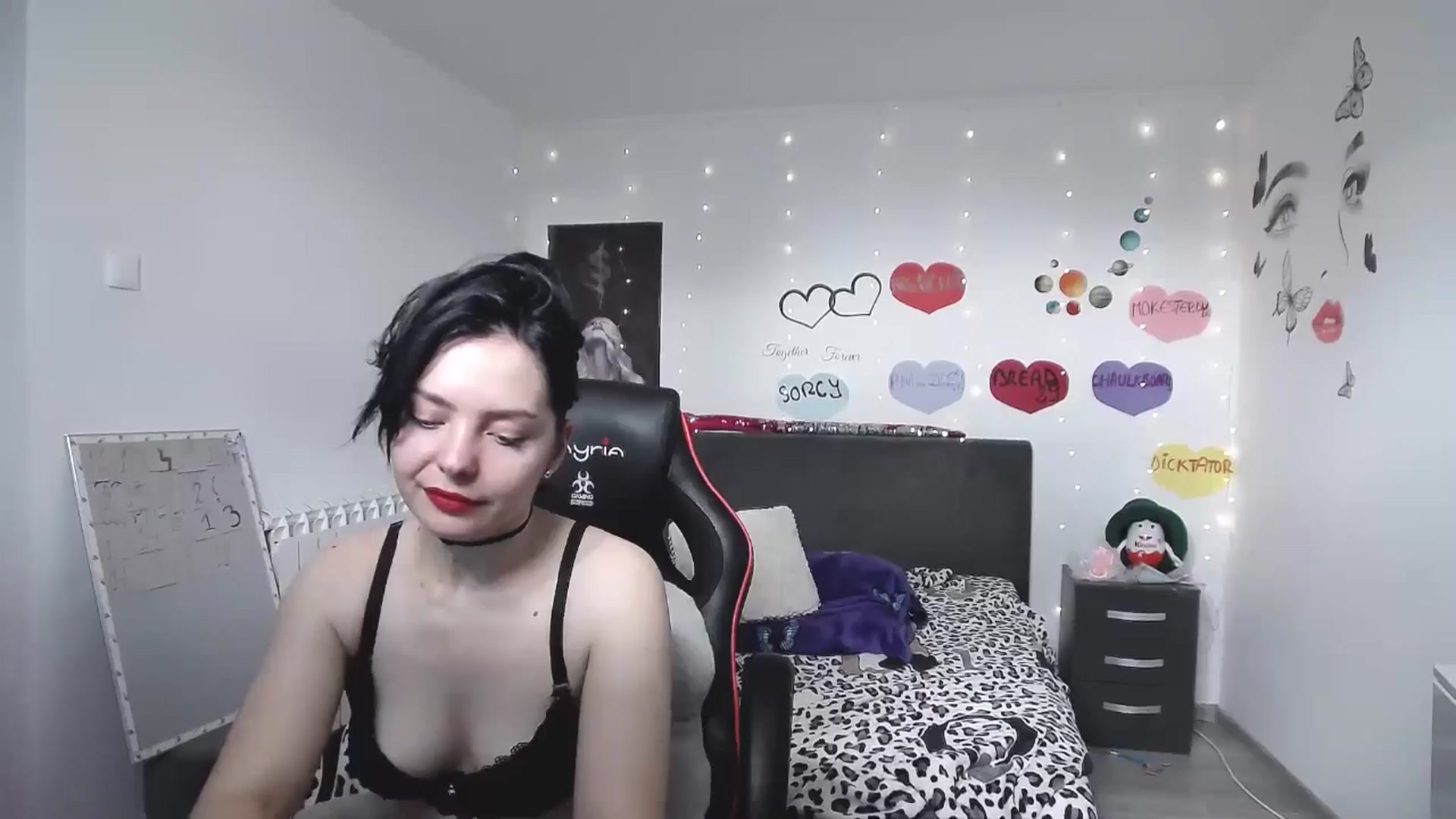 Gallery image thumbnail from YreneA's myfreecams stream on, 04/01/2025, 09:55 image 15 of 20