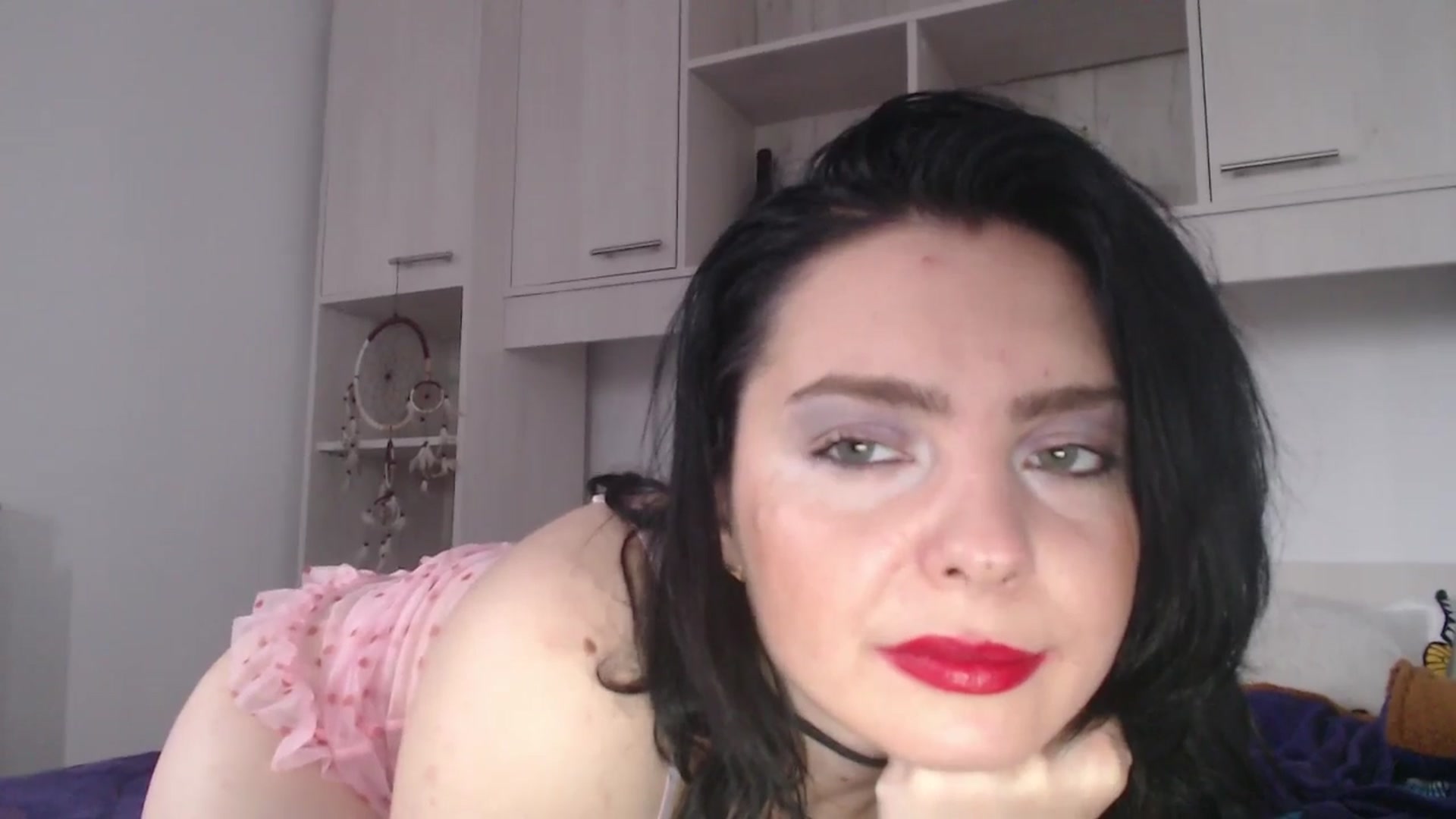 Gallery image thumbnail from YreneA's myfreecams stream on, 04/02/2025, 07:25 image 10 of 20