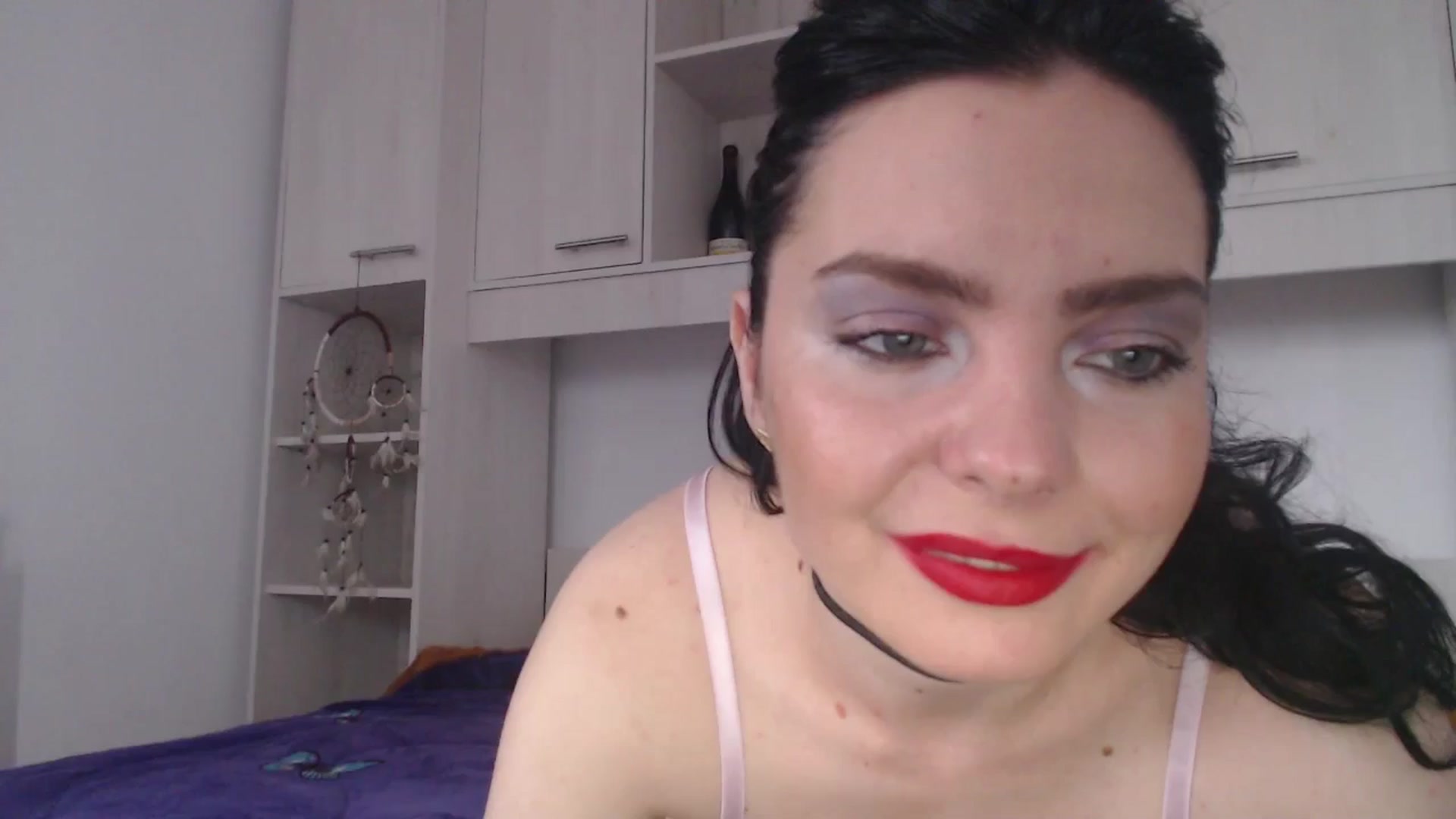 Gallery image thumbnail from YreneA's myfreecams stream on, 04/02/2025, 07:25 image 1 of 20