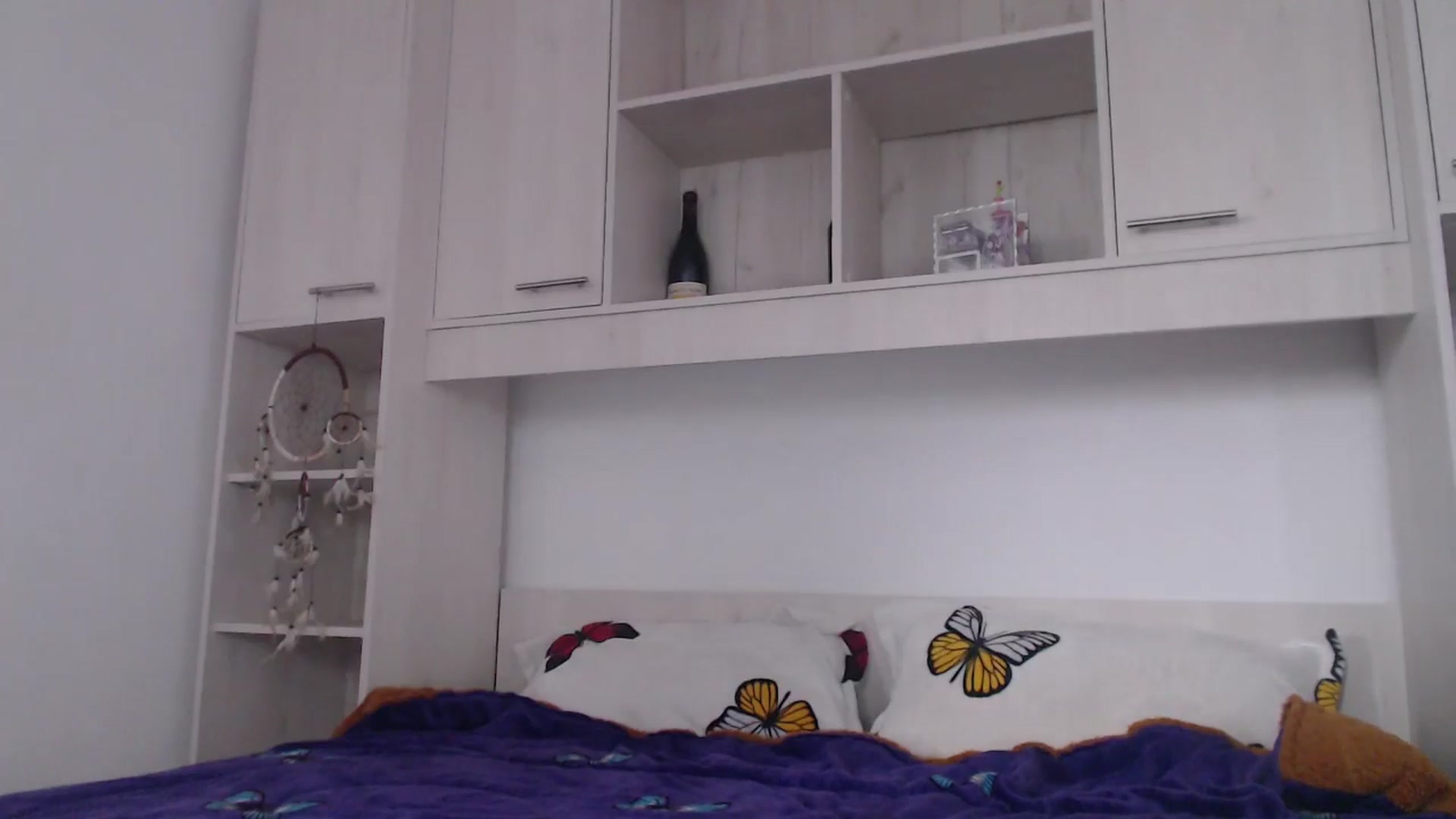 Gallery image thumbnail from YreneA's myfreecams stream on, 04/02/2025, 07:25 image 4 of 20