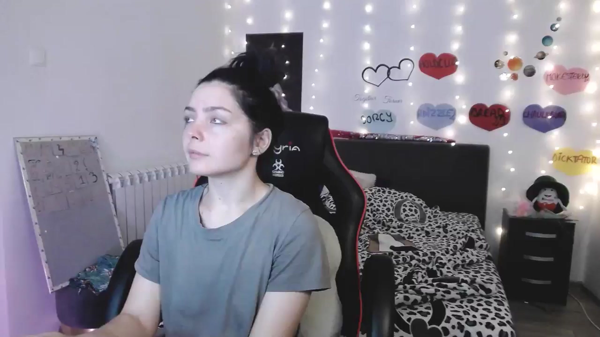 Gallery image thumbnail from YreneA's myfreecams stream on, 04/02/2025, 17:08 image 1 of 20