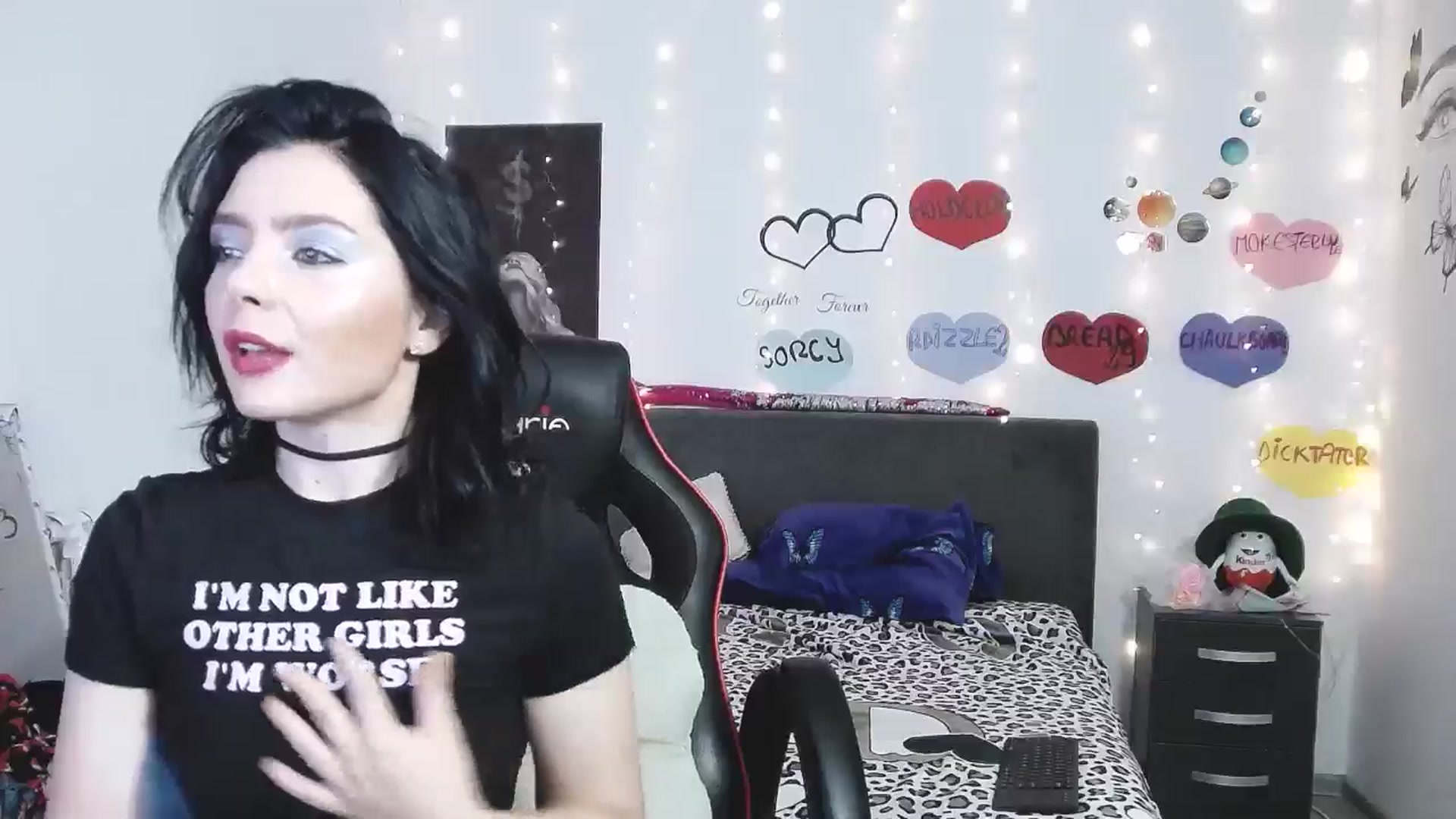 Gallery image thumbnail from YreneA's myfreecams stream on, 04/03/2025, 18:45 image 13 of 20