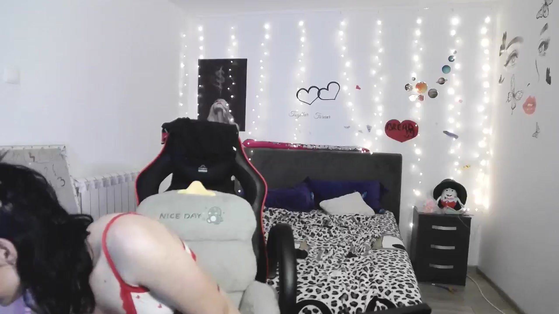 Gallery image thumbnail from YreneA's myfreecams stream on, 04/04/2025, 18:16 image 4 of 20